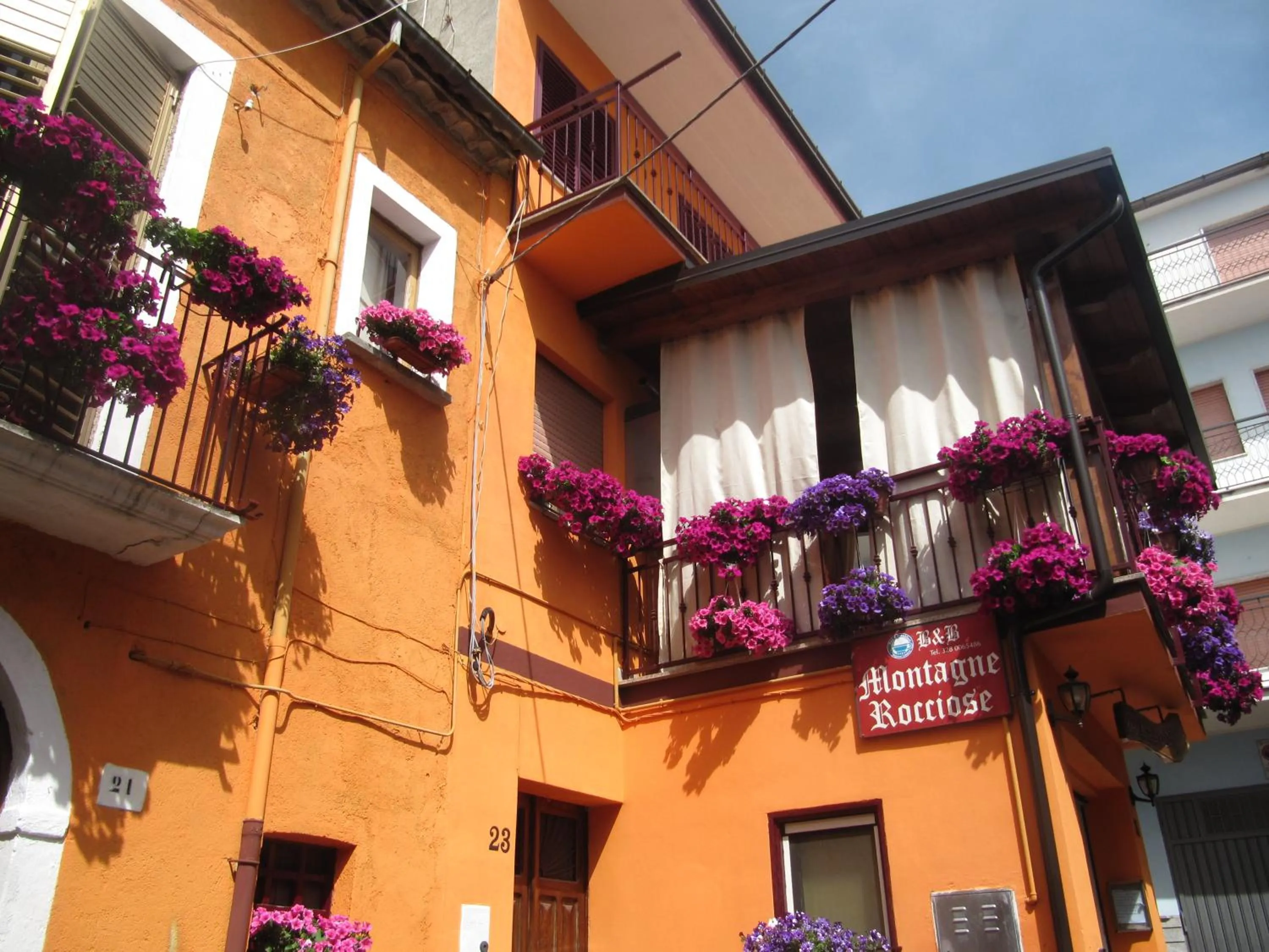 Property building in Montagne Rocciose