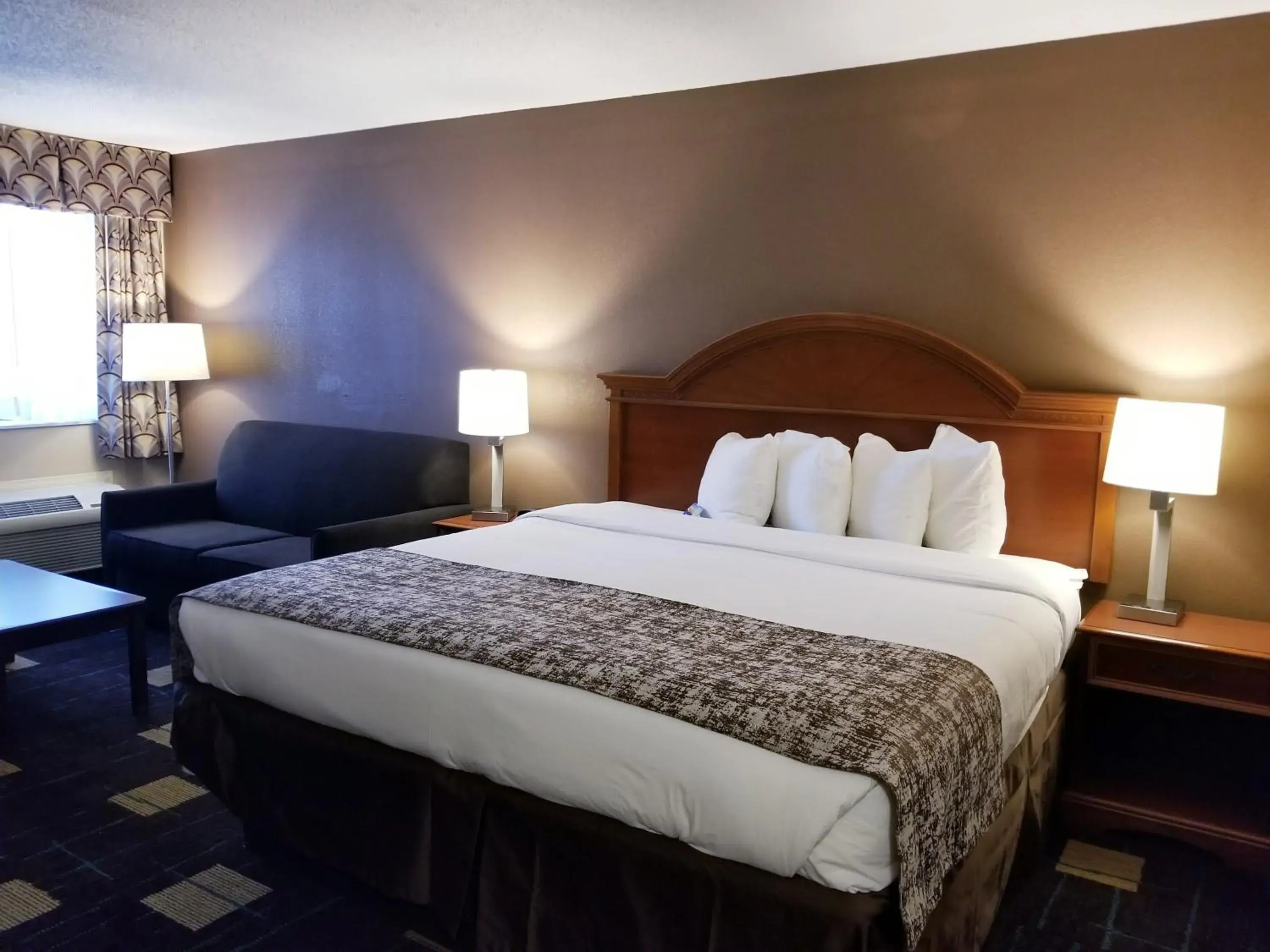 Bed in Baymont by Wyndham Indianapolis West