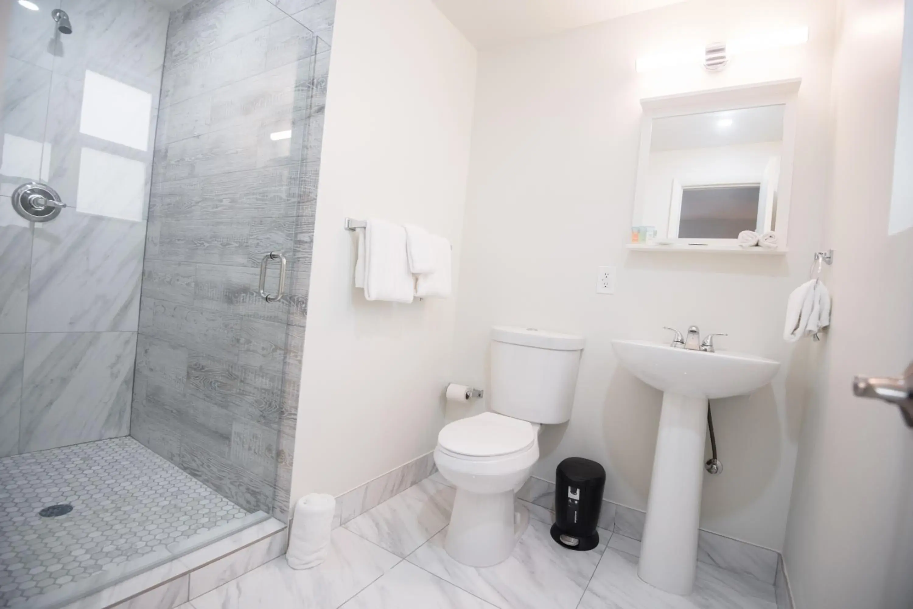 Superior Double Room in The Drift Hotel Superior Double Room in The Drift Hotel