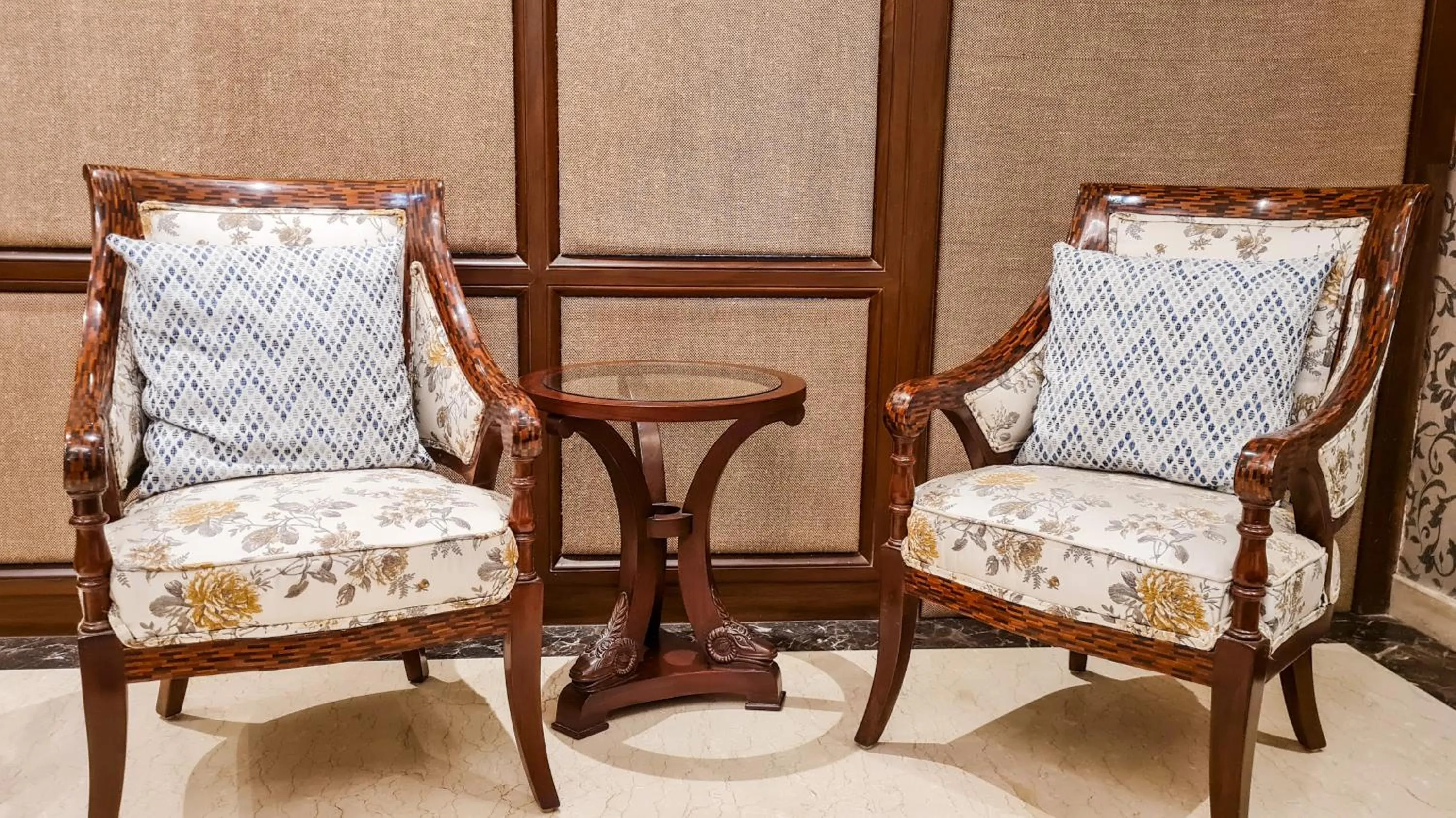 Seating area in The Moira - Bed and Breakfast