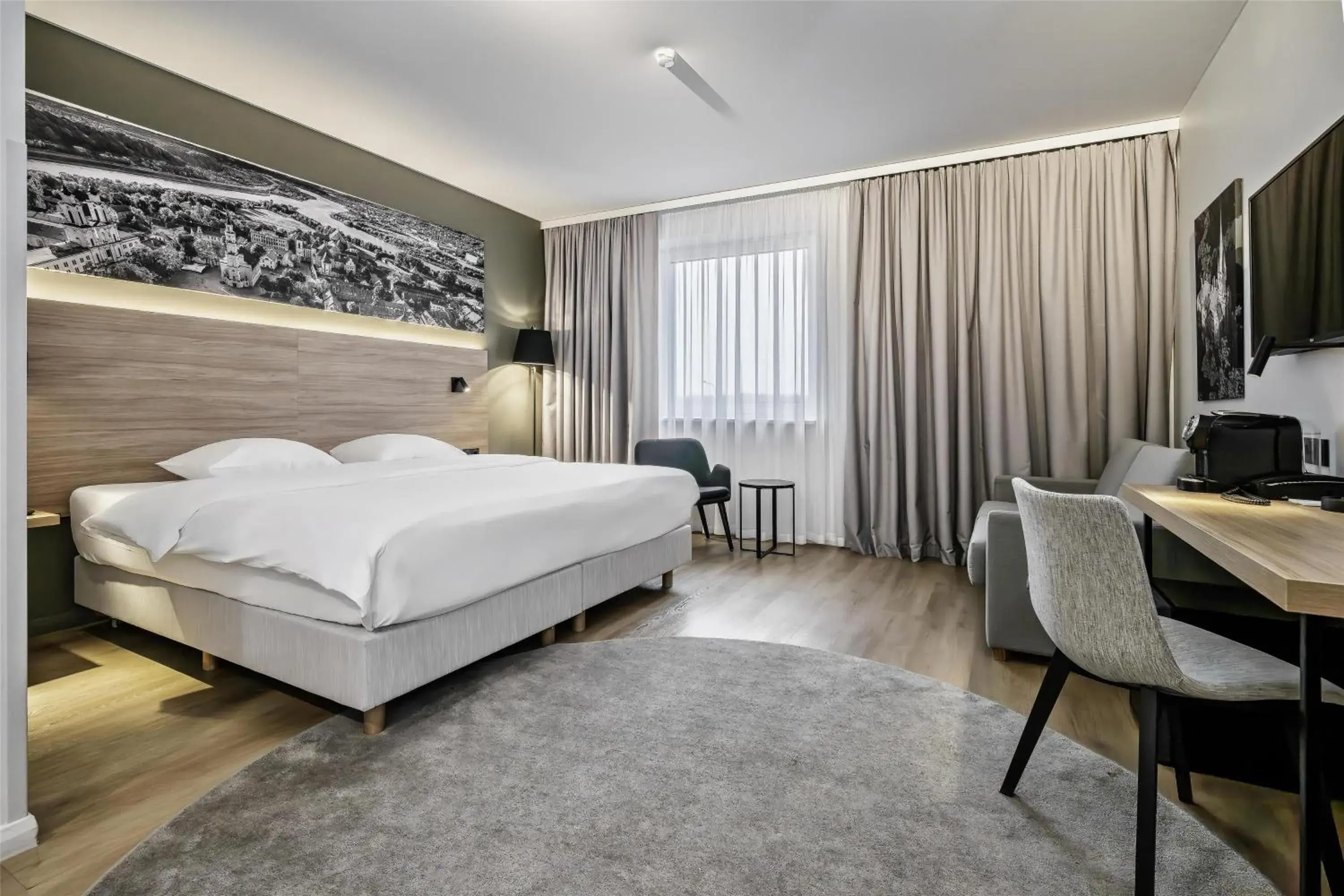 Bedroom, Bed in Park Inn by Radisson Vilnius Airport Hotel & Conference Centre Bedroom, Bed in Park Inn by Radisson Vilnius Airport Hotel & Conference Centre