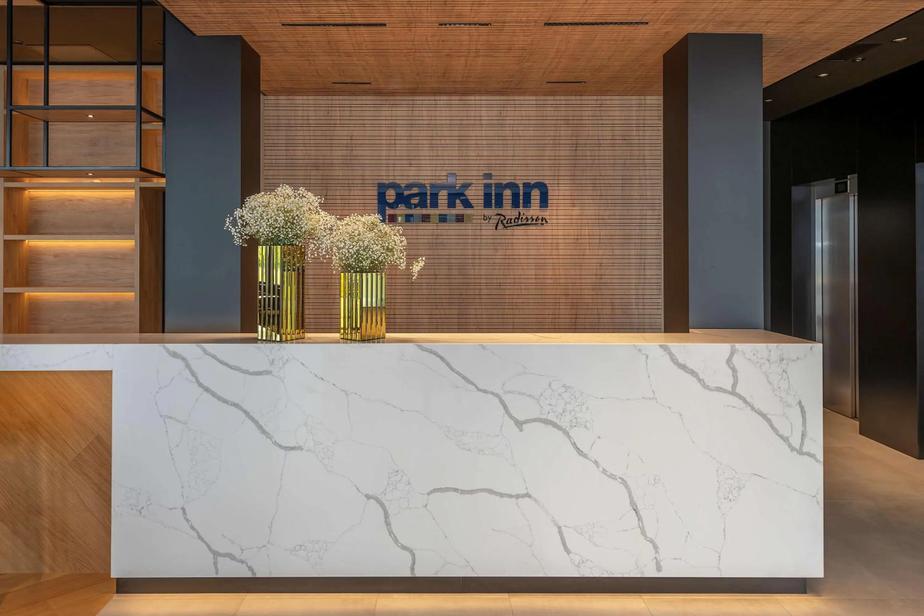 Facade/entrance in Park Inn by Radisson Vilnius Airport Hotel & Conference Centre