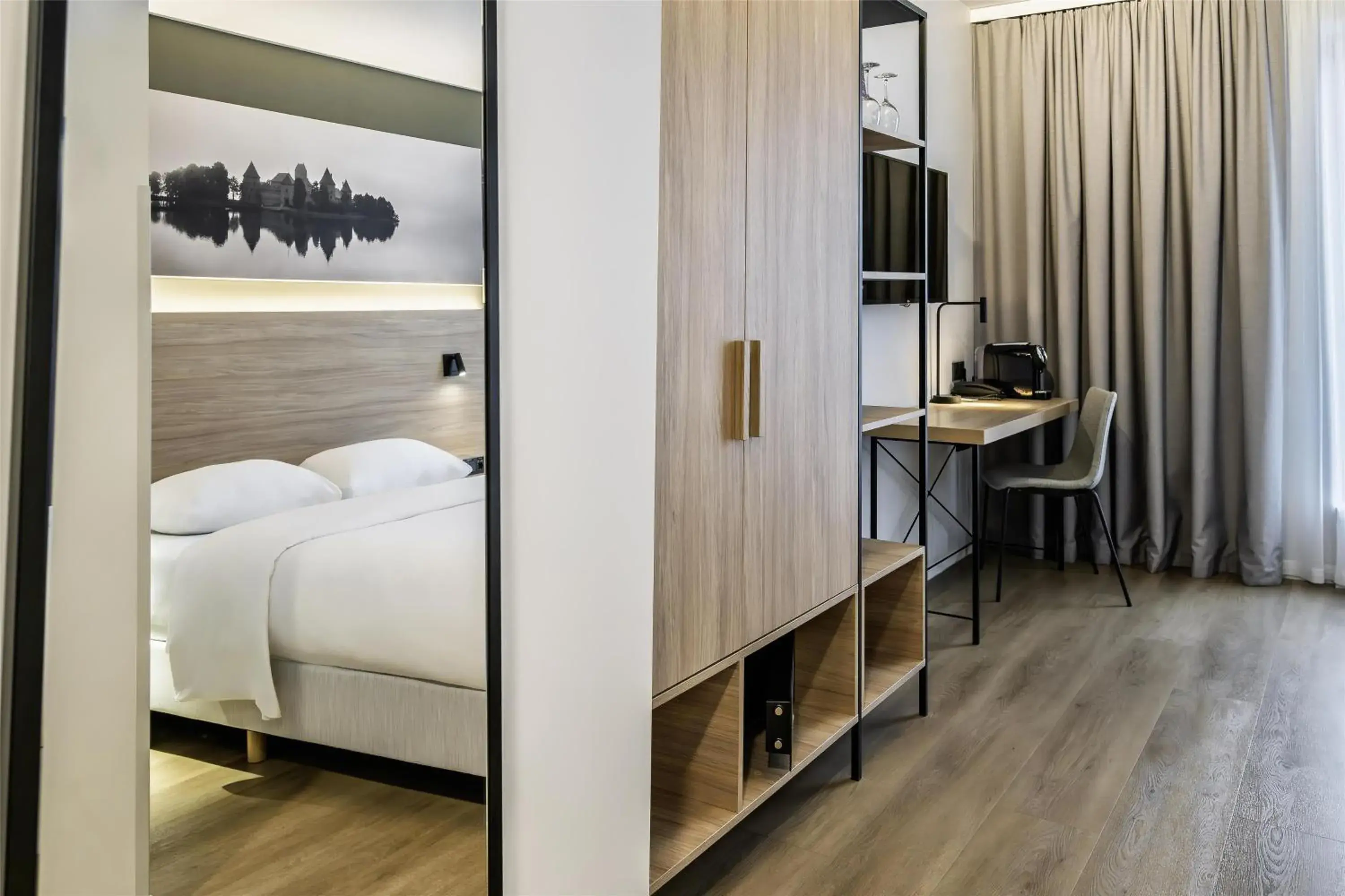 Bedroom, Bed in Park Inn by Radisson Vilnius Airport Hotel & Conference Centre Bedroom, Bed in Park Inn by Radisson Vilnius Airport Hotel & Conference Centre
