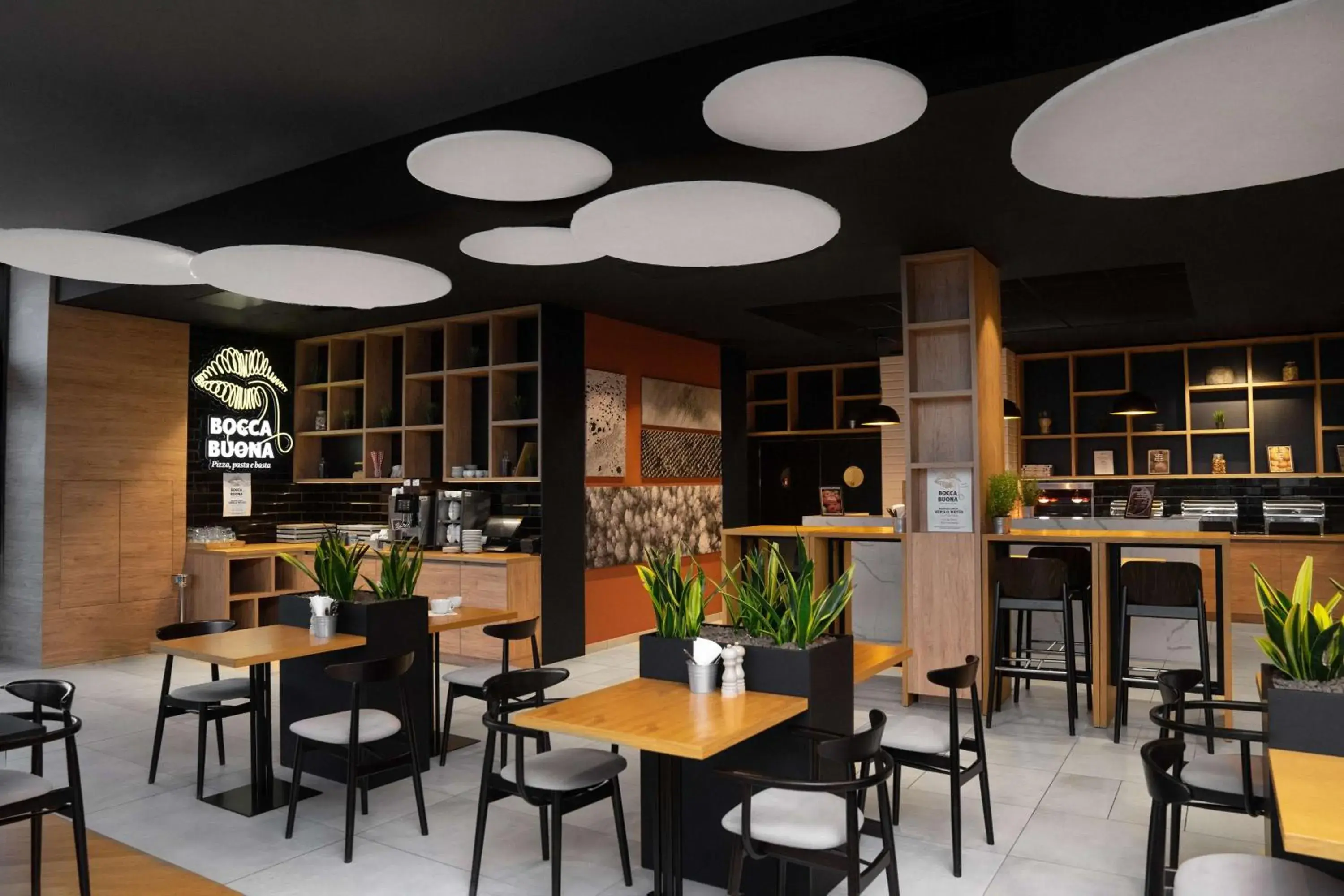 Restaurant/places to eat in Park Inn by Radisson Vilnius Airport Hotel & Conference Centre Restaurant/places to eat in Park Inn by Radisson Vilnius Airport Hotel & Conference Centre