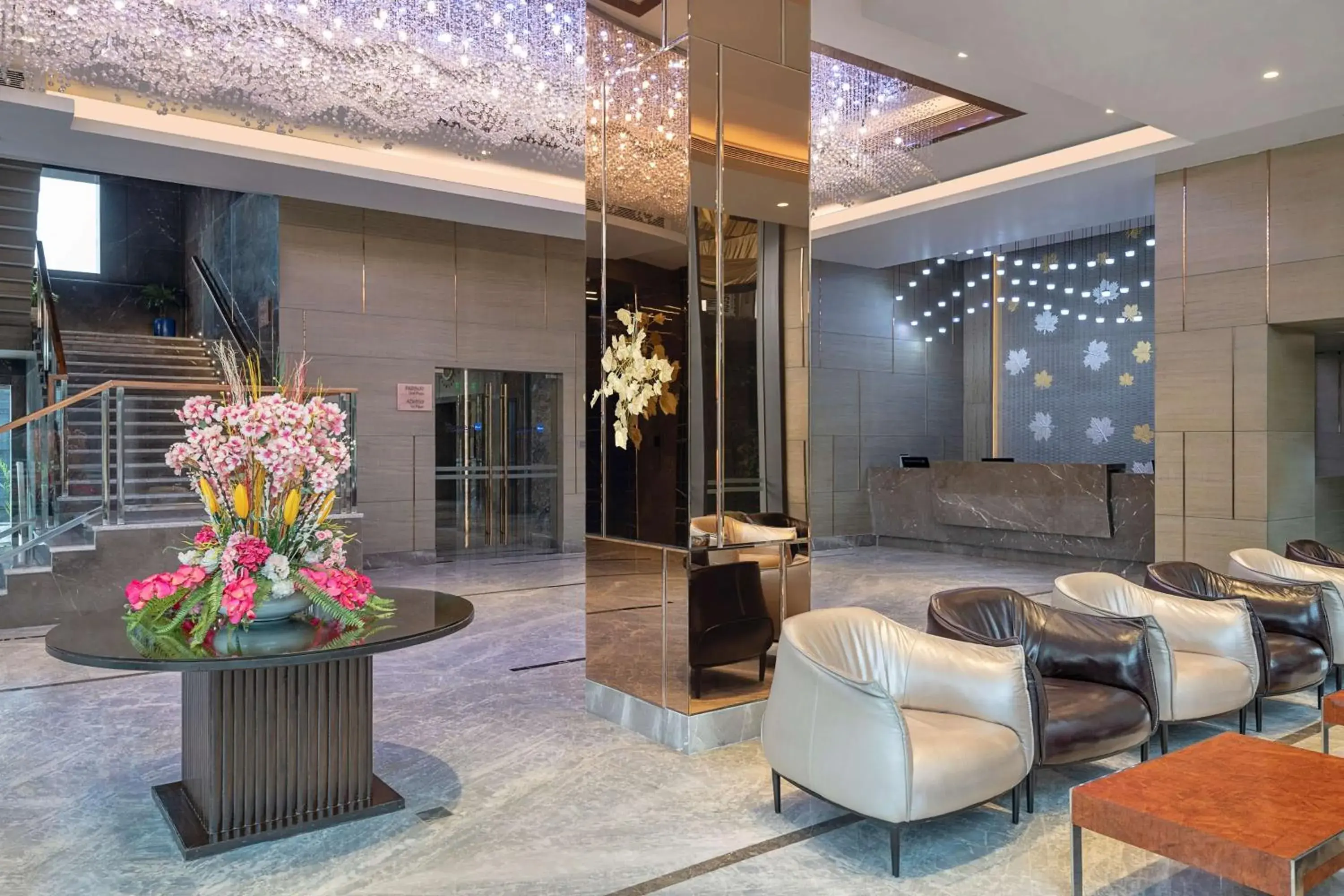 Lobby or reception in Radisson Blu Towers Kaushambi Delhi NCR Lobby or reception in Radisson Blu Towers Kaushambi Delhi NCR