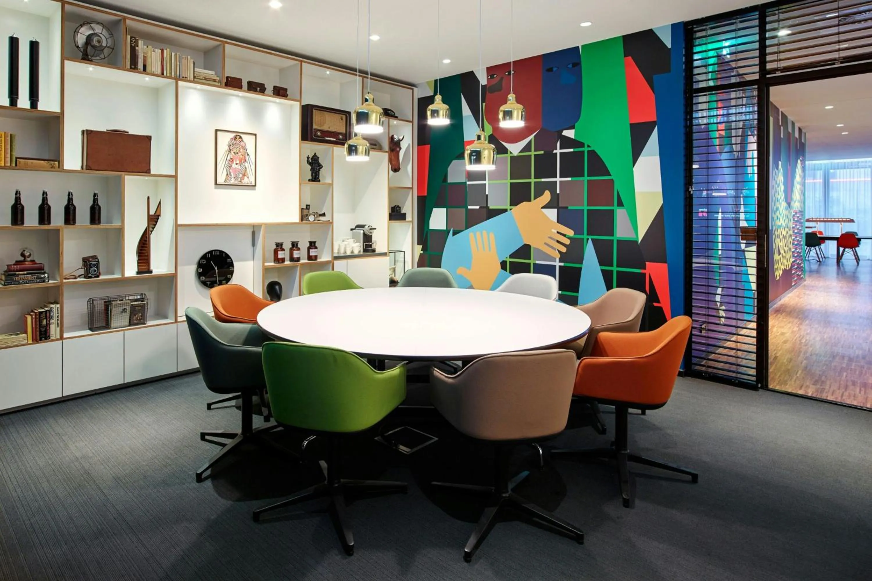 Meeting/conference room in citizenM Rotterdam