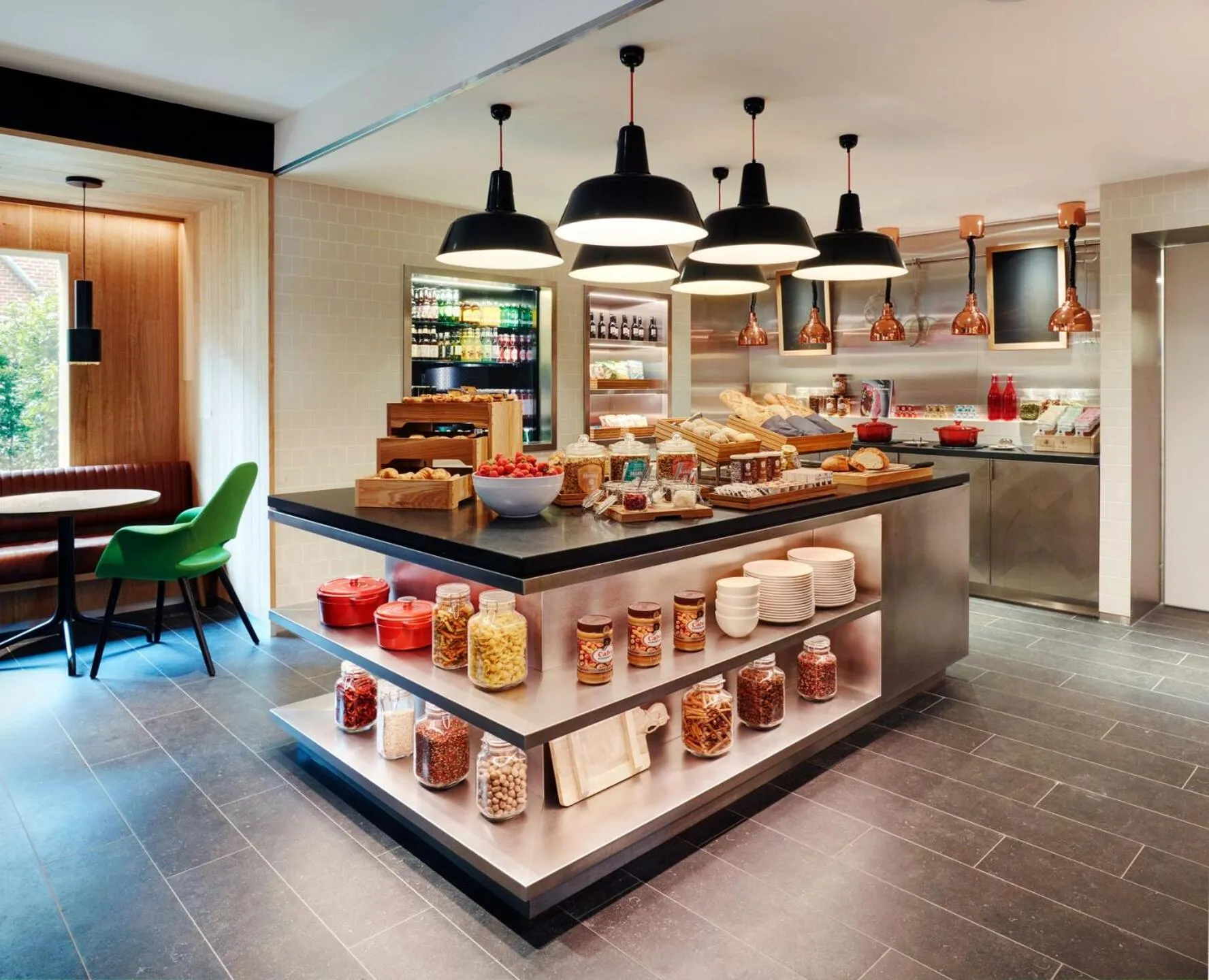 Breakfast in citizenM Rotterdam