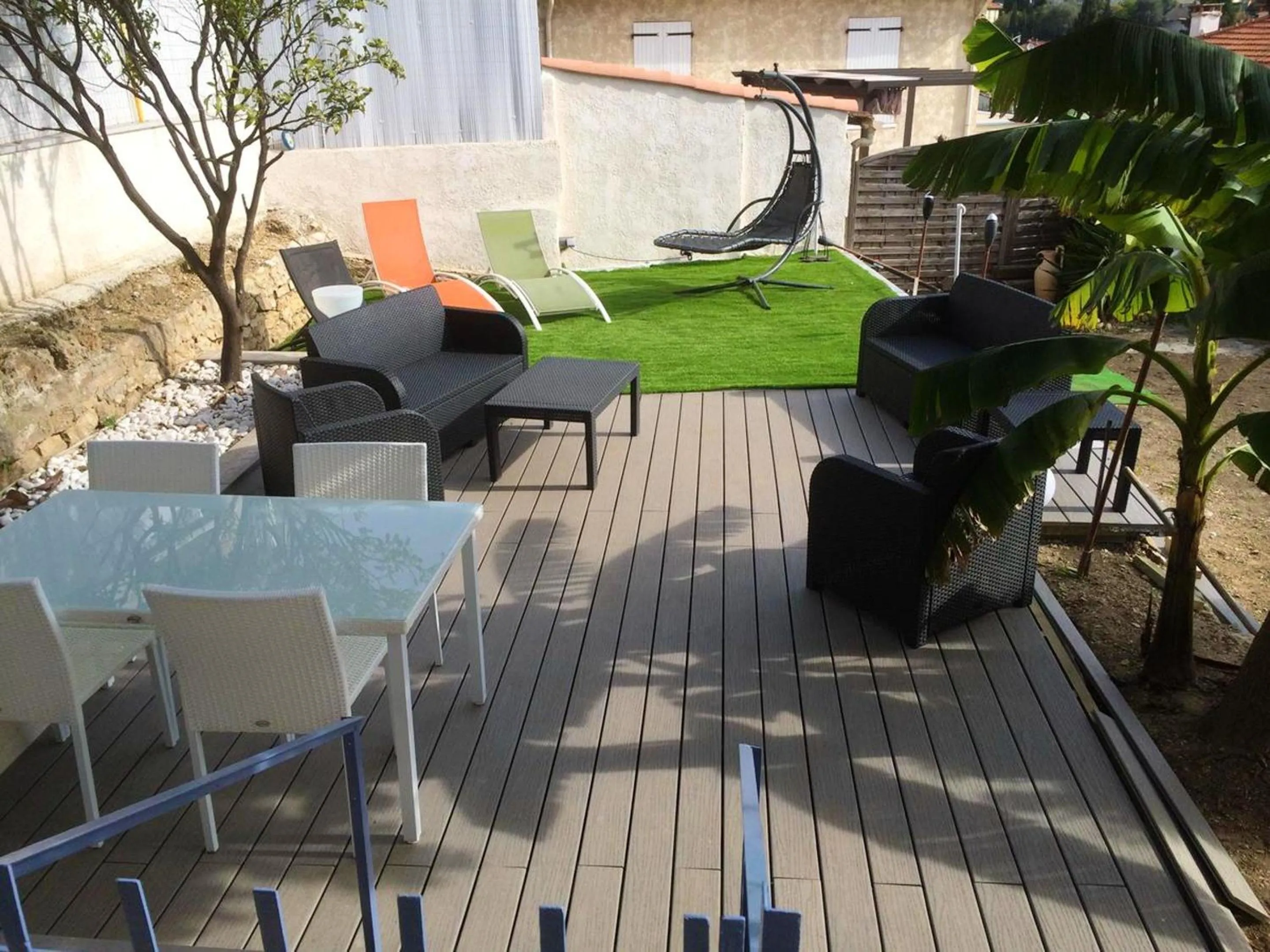 Balcony/Terrace in Appartement moderne à Antibes avec jardin et terrasse