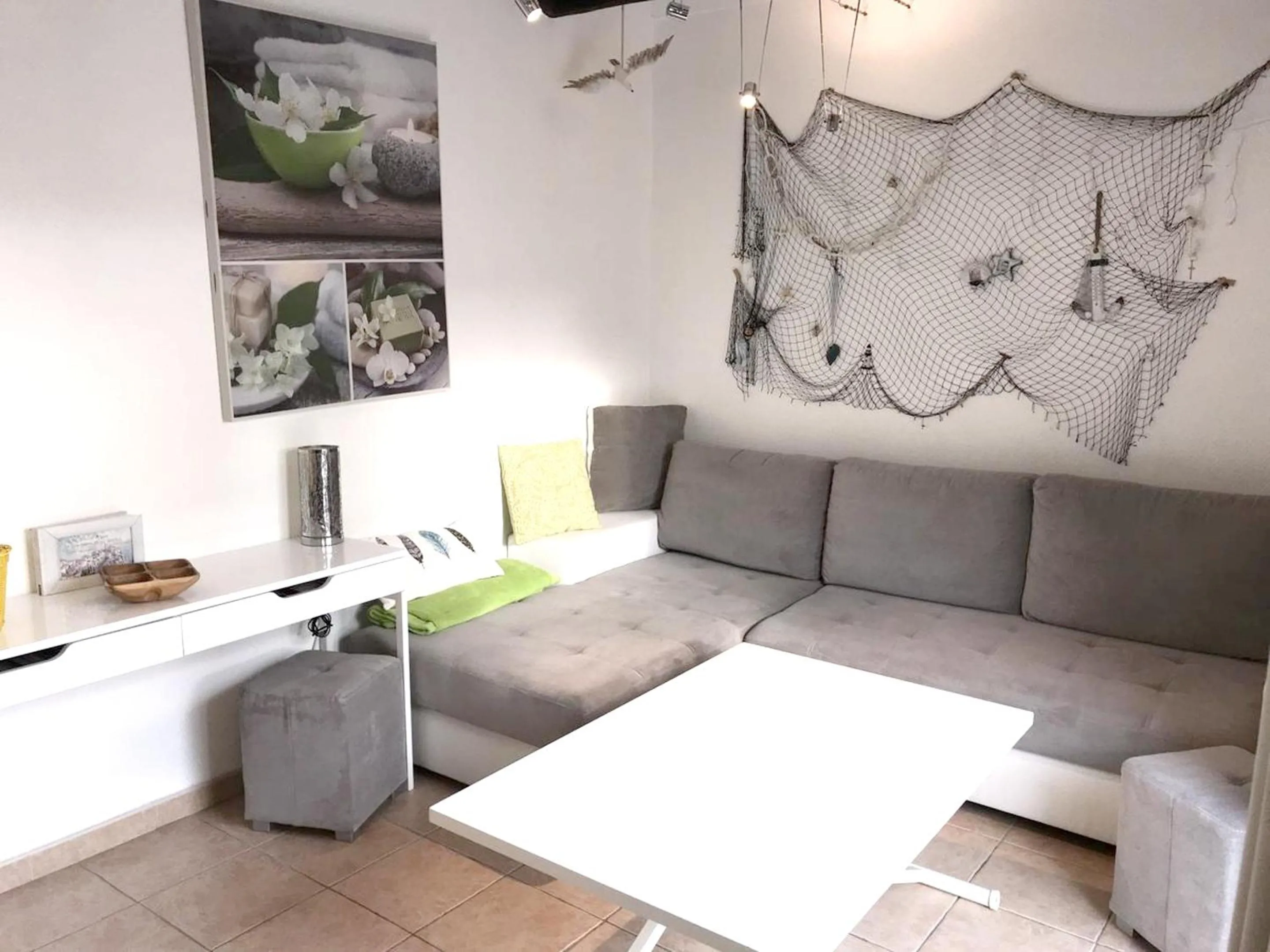 Living room in Appartement moderne à Antibes avec jardin et terrasse