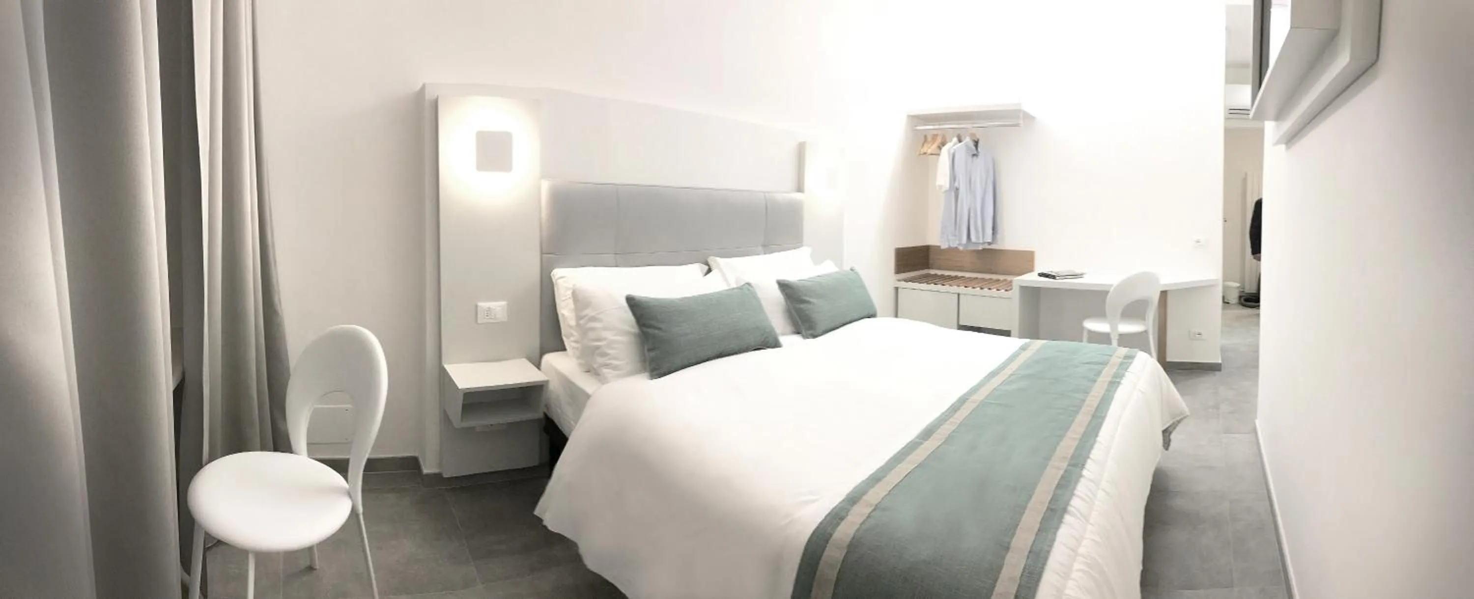 Sea view, Bed in L'Ancora