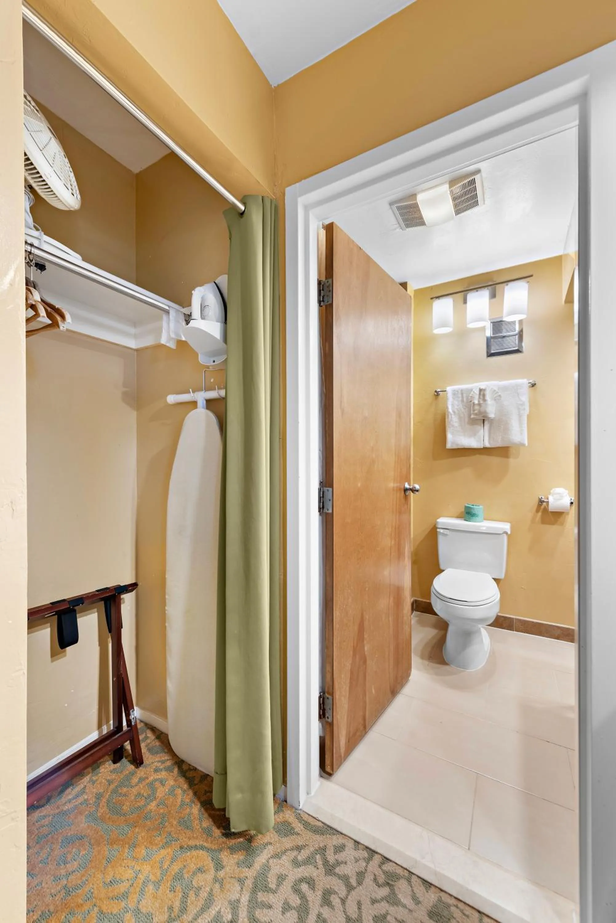 Bathroom in The Morgan San Simeon - Cambria by Hearst Castle