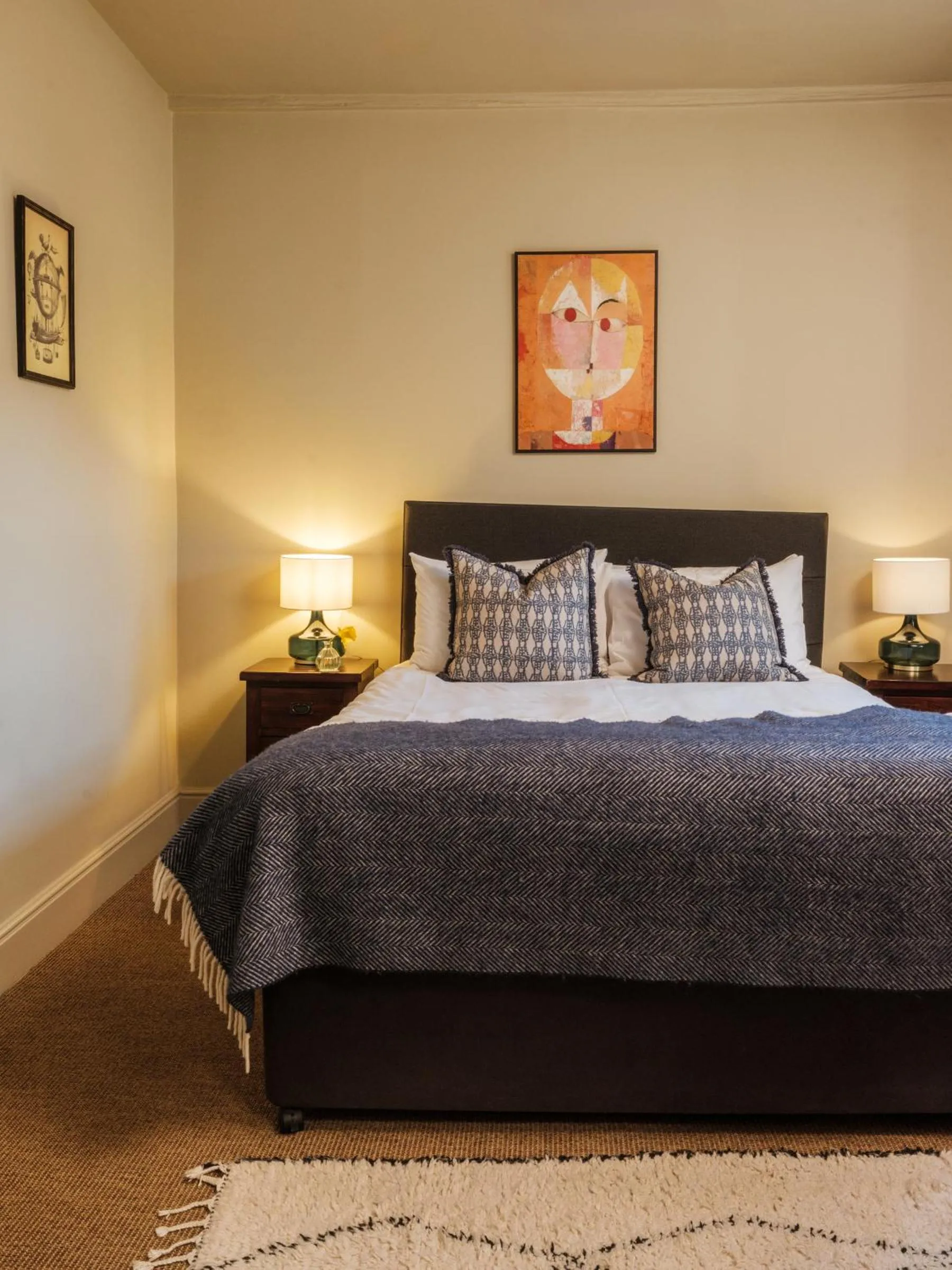 Bedroom, Bed in The Grosvenor Arms