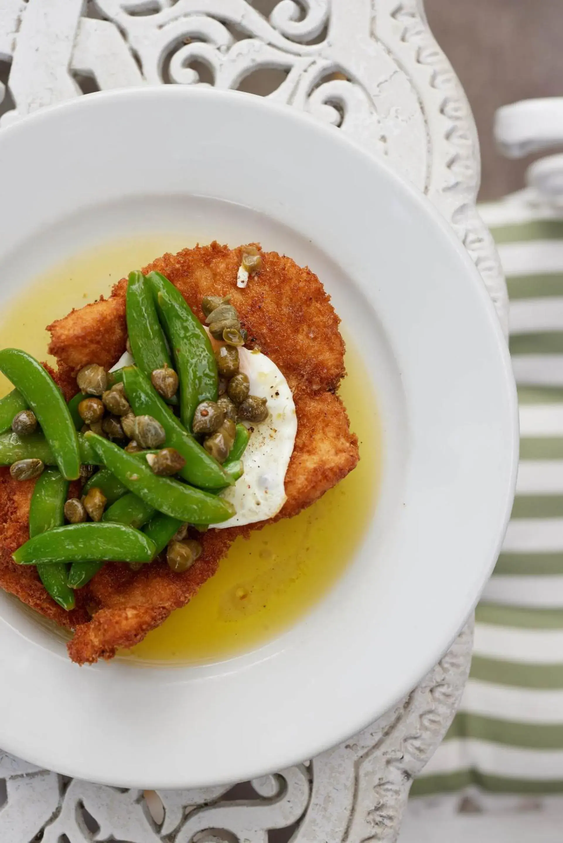 Food and drinks in The Grosvenor Arms Food and drinks in The Grosvenor Arms