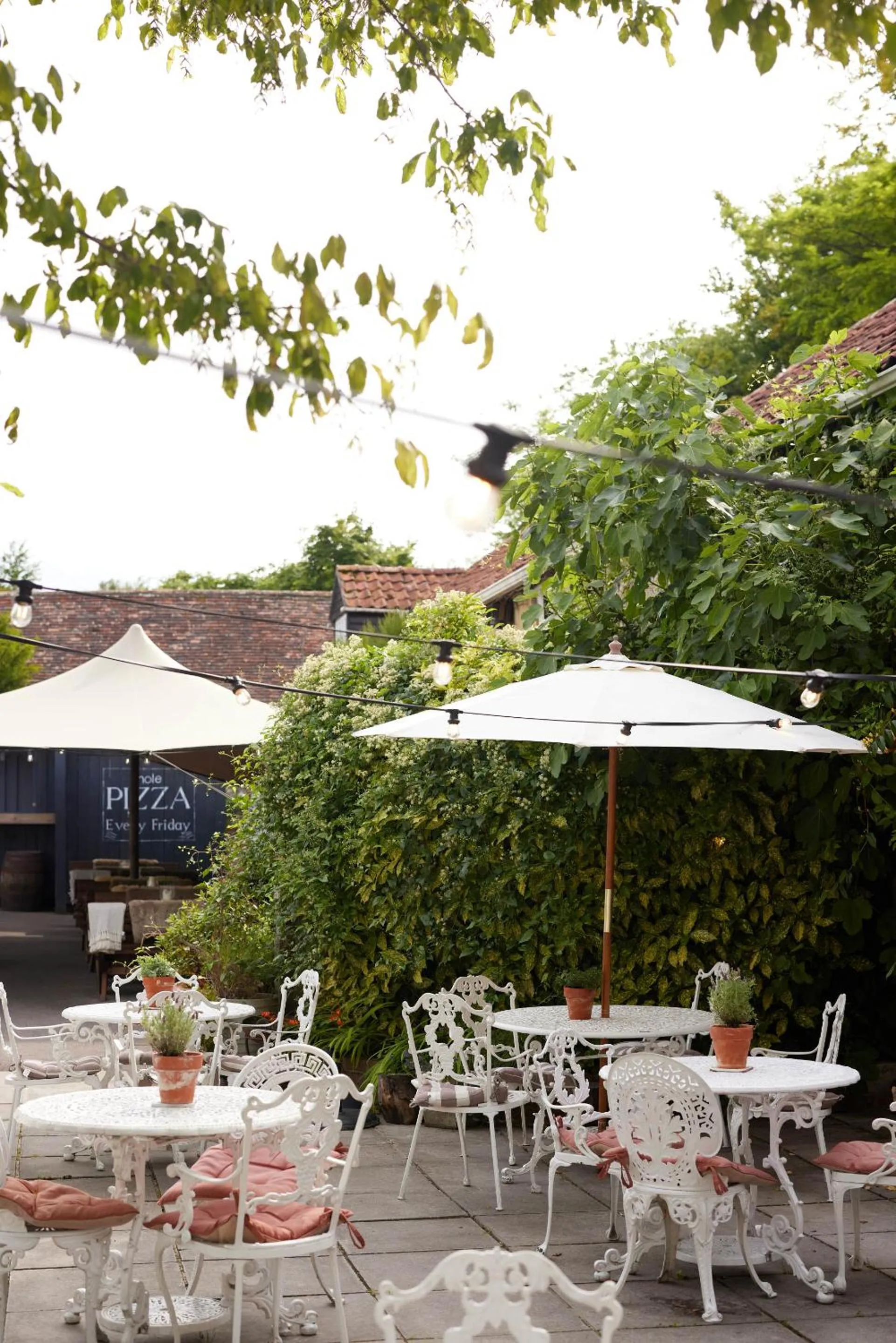 Property building in The Grosvenor Arms