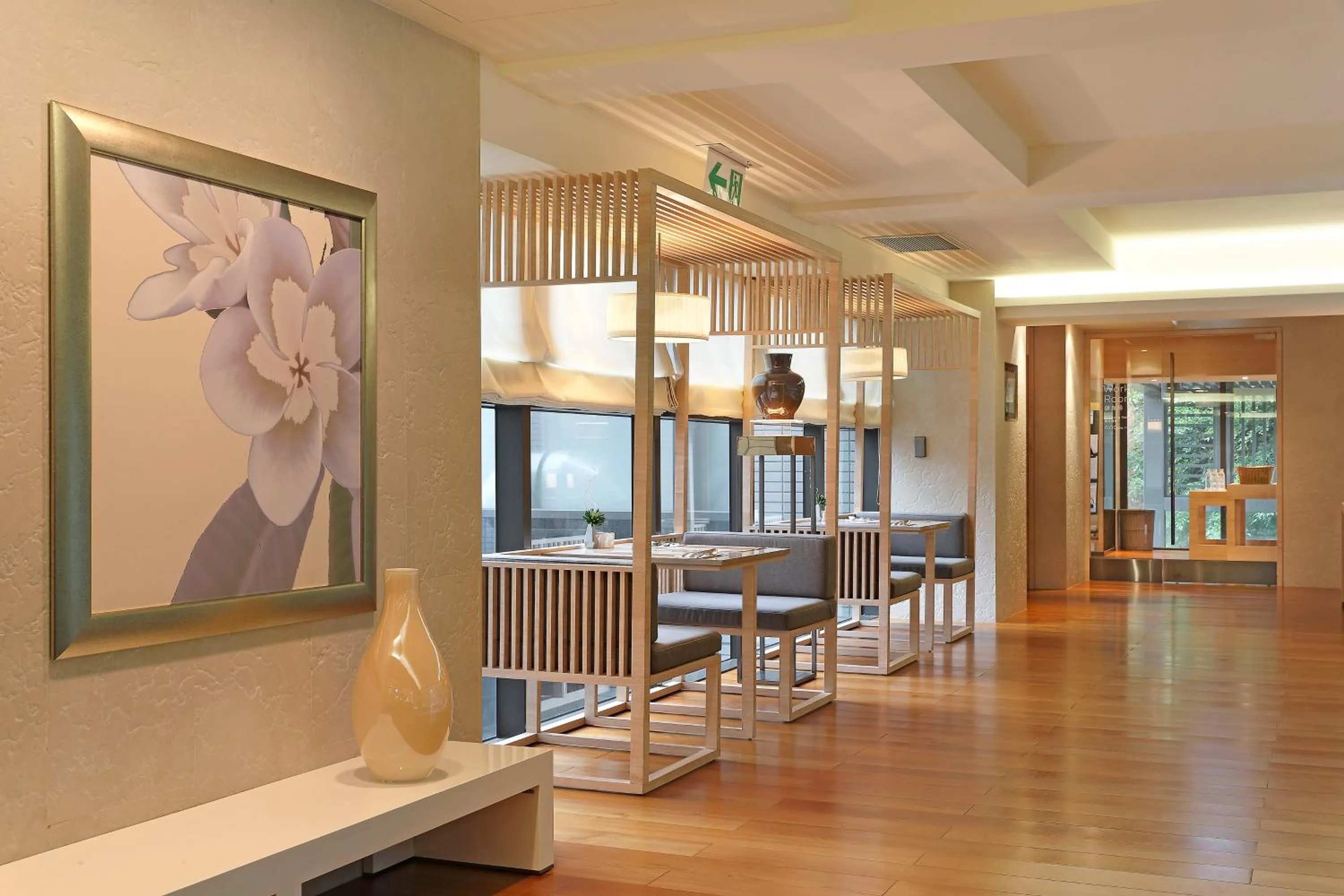 Restaurant/places to eat in Hotel COZZI Minsheng Taipei