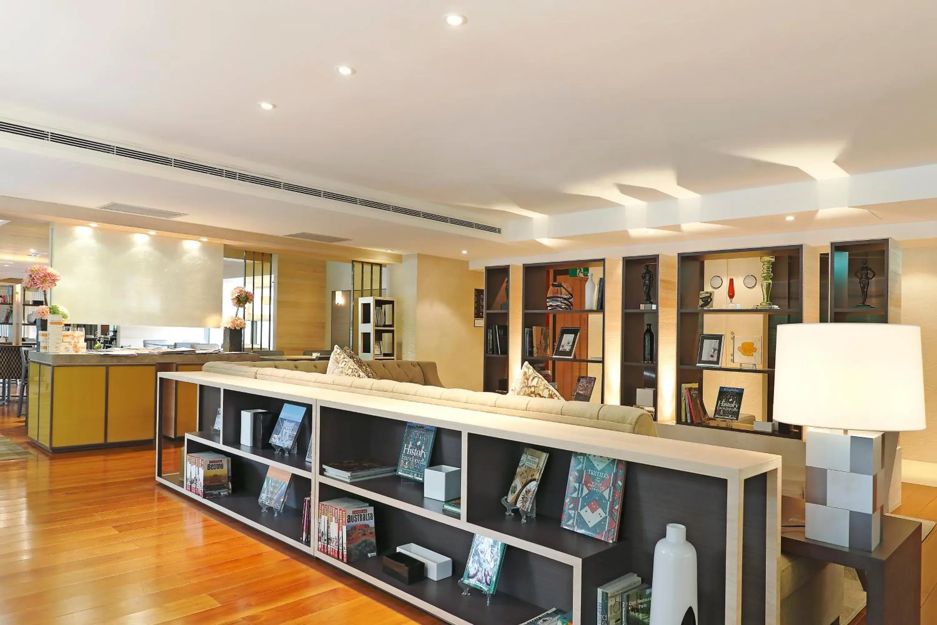 Lounge or bar in Hotel COZZI Minsheng Taipei Lounge or bar in Hotel COZZI Minsheng Taipei