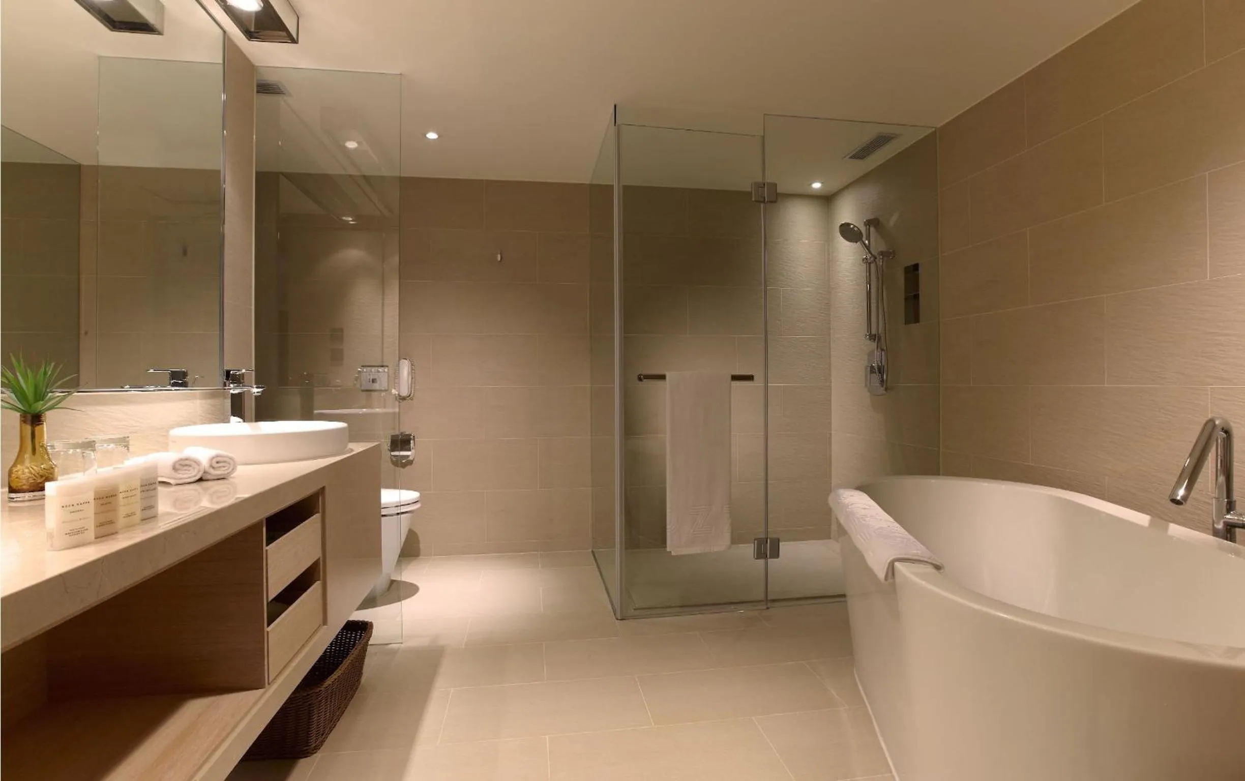 Bathroom in Hotel COZZI Minsheng Taipei