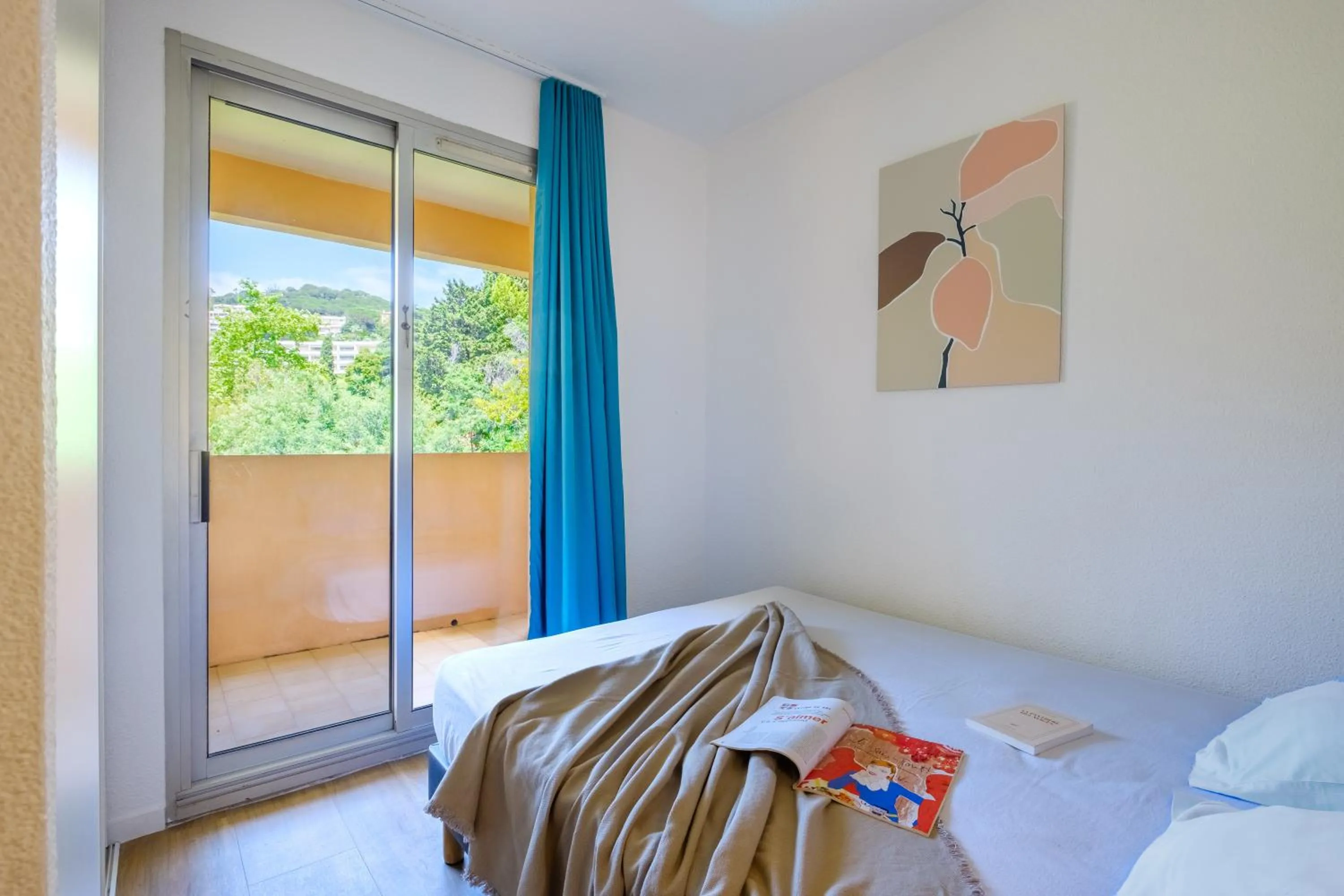 Bed in Résidence Villa Livia