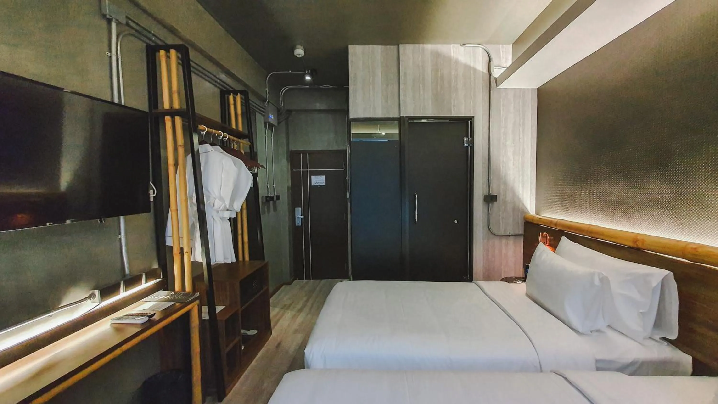 Bed in Hotel Ordinary Bangkok