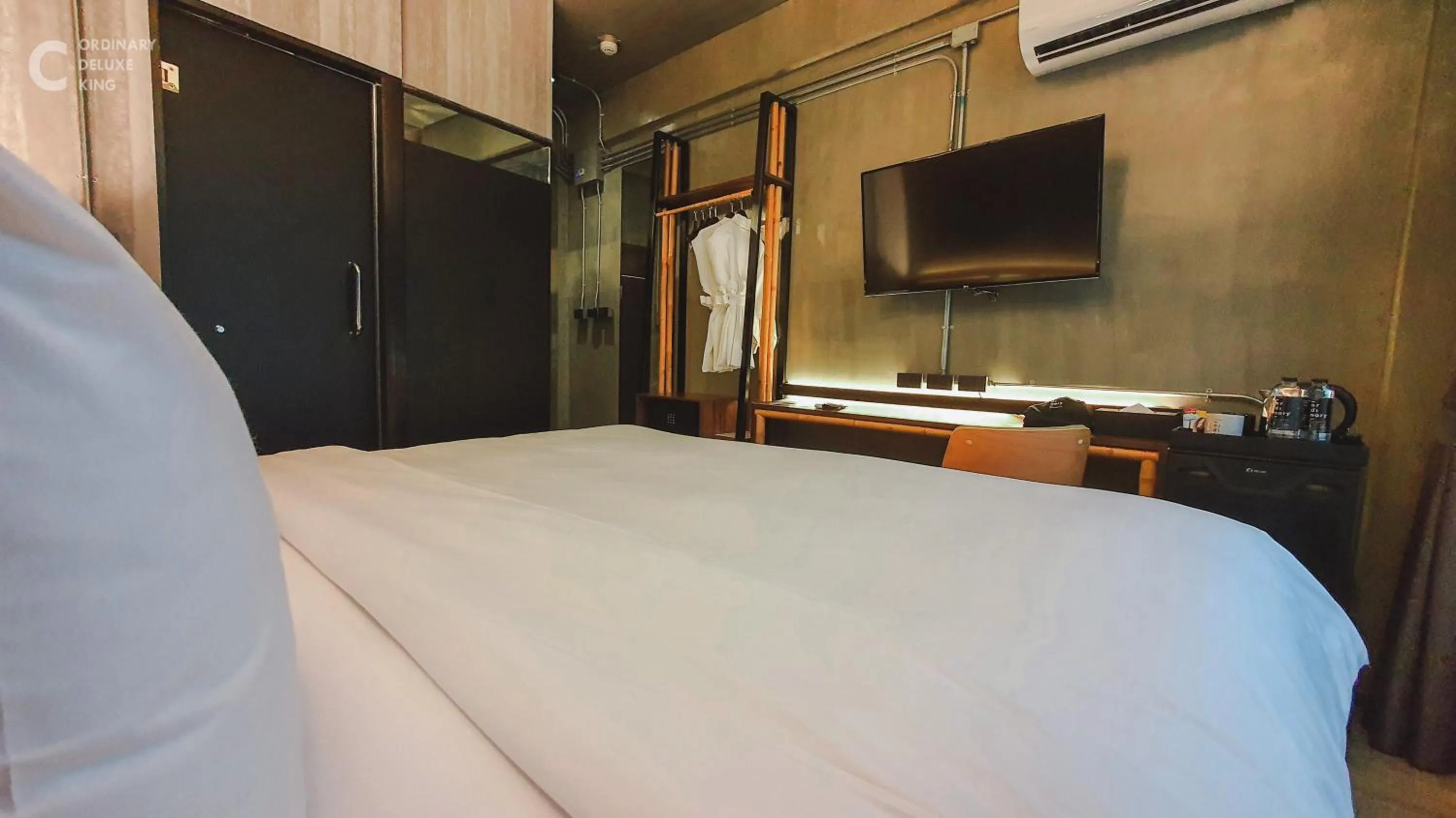 Bed in Hotel Ordinary Bangkok