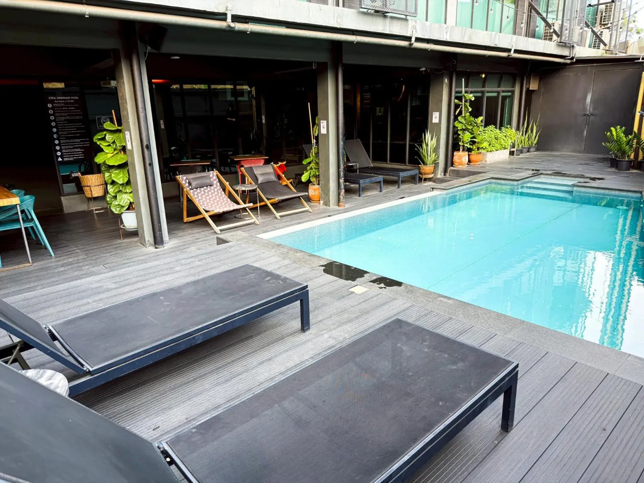 Pool view in Hotel Ordinary Bangkok Pool view in Hotel Ordinary Bangkok