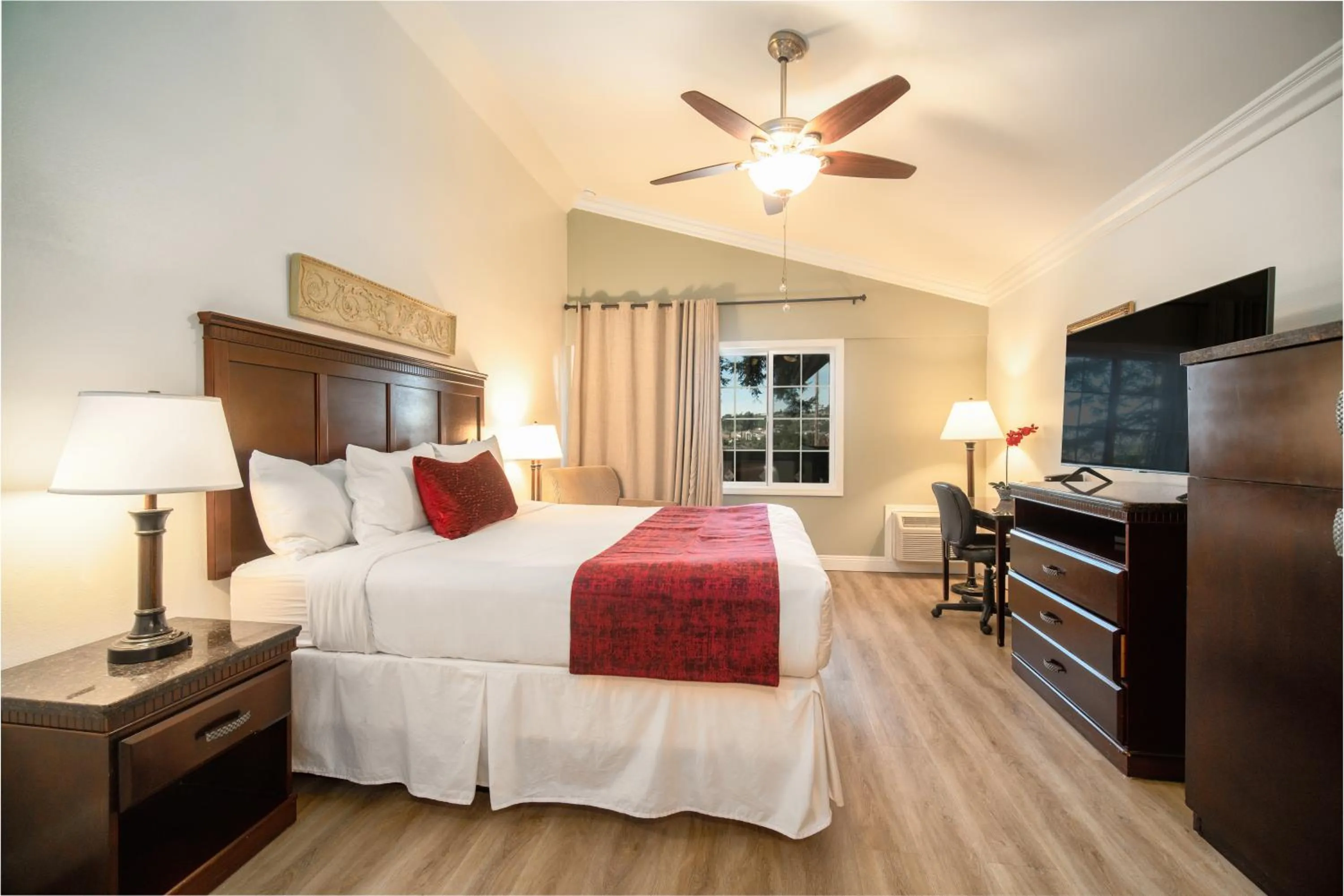 Photo of the whole room, Bed in Kronborg Inn