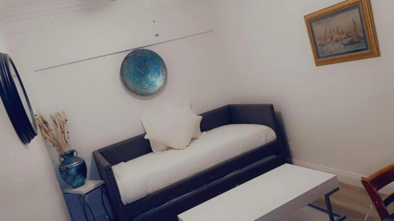 furniture in Kronborg Inn