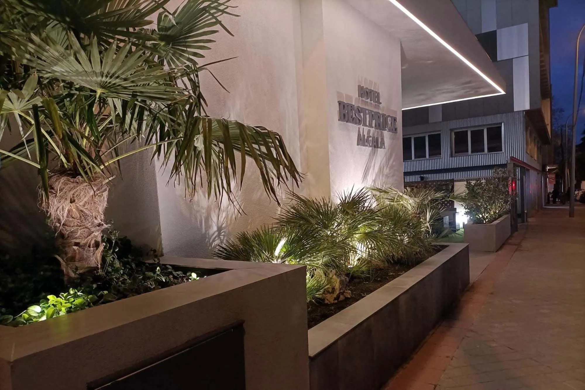 Hotel BESTPRICE Alcalá