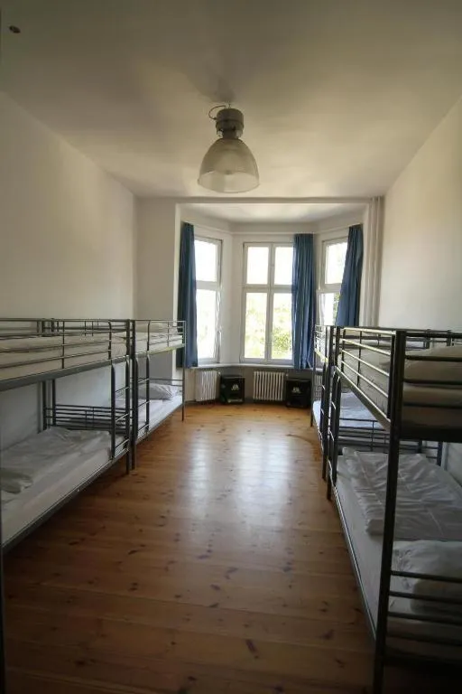 Bed in Female 8-Bed Dormitory Room in 36 Rooms Hostel Berlin Kreuzberg