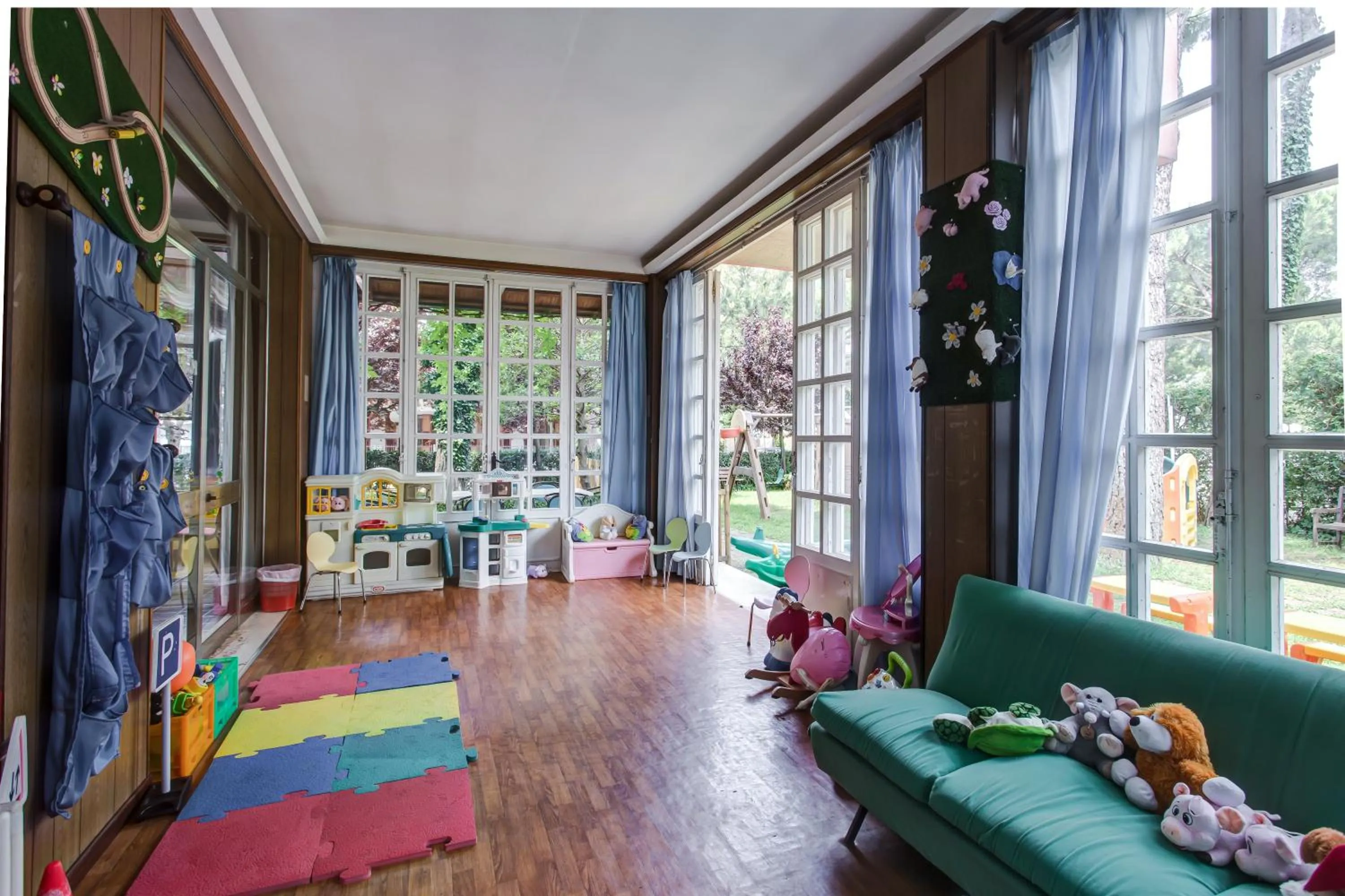 Kids's club in Hotel Meeting