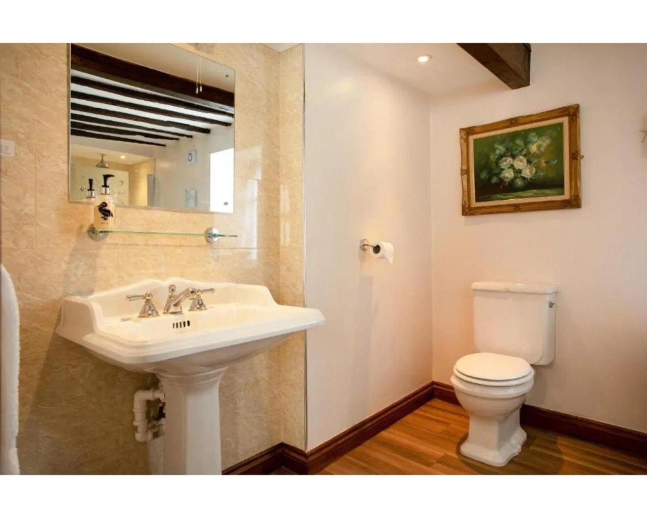 Bathroom in The Rose And Crown Hotel