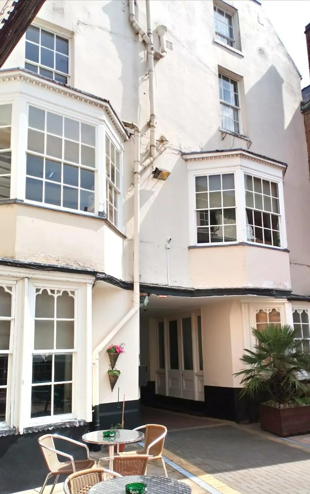 Property building in The Rose And Crown Hotel