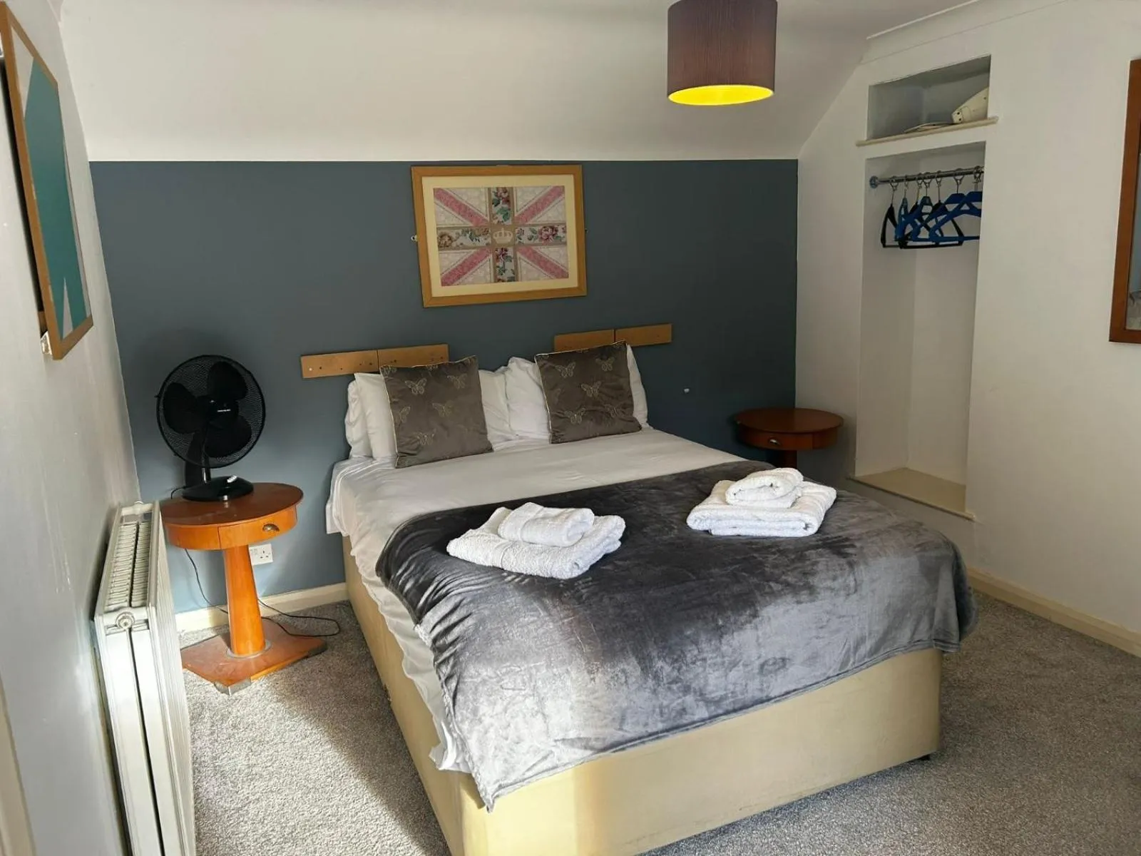 Bedroom in The Rose And Crown Hotel