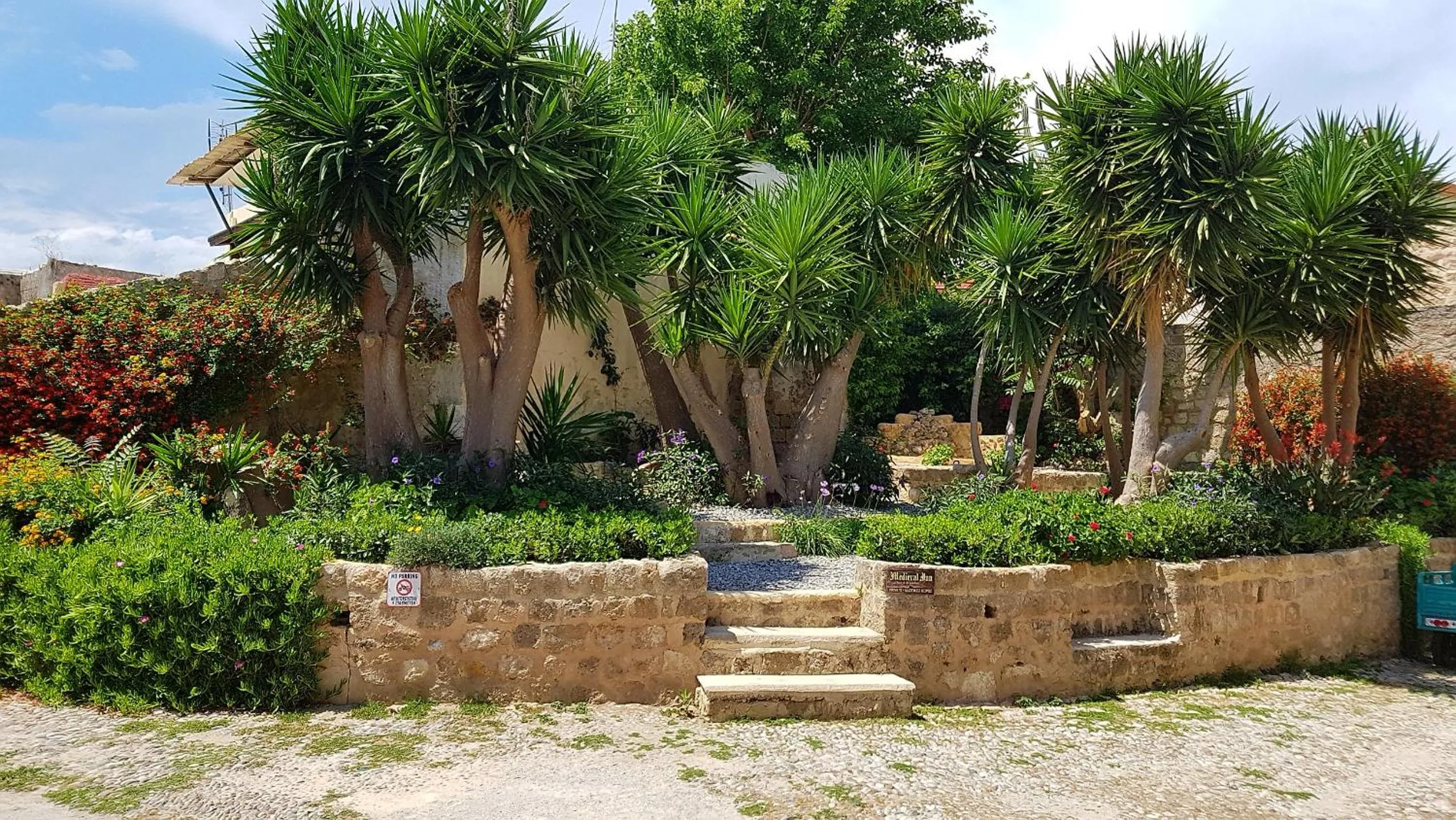 Garden in Medieval Inn