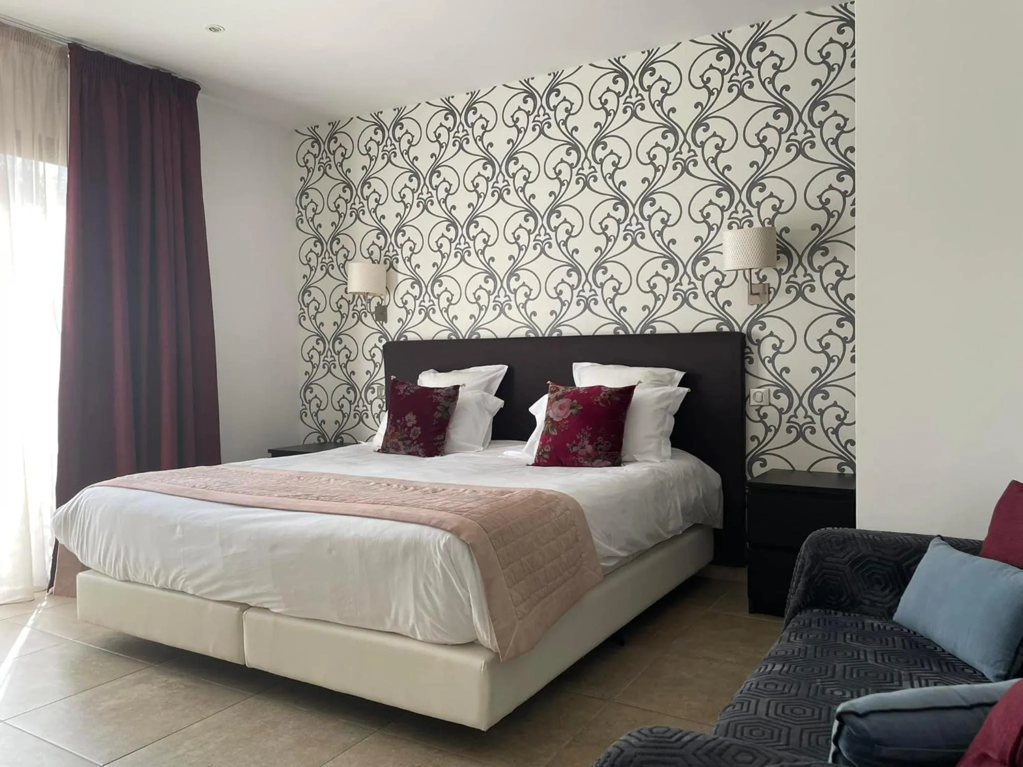 Bed in Hotel & Restaurant Les Bergeries d'Alata