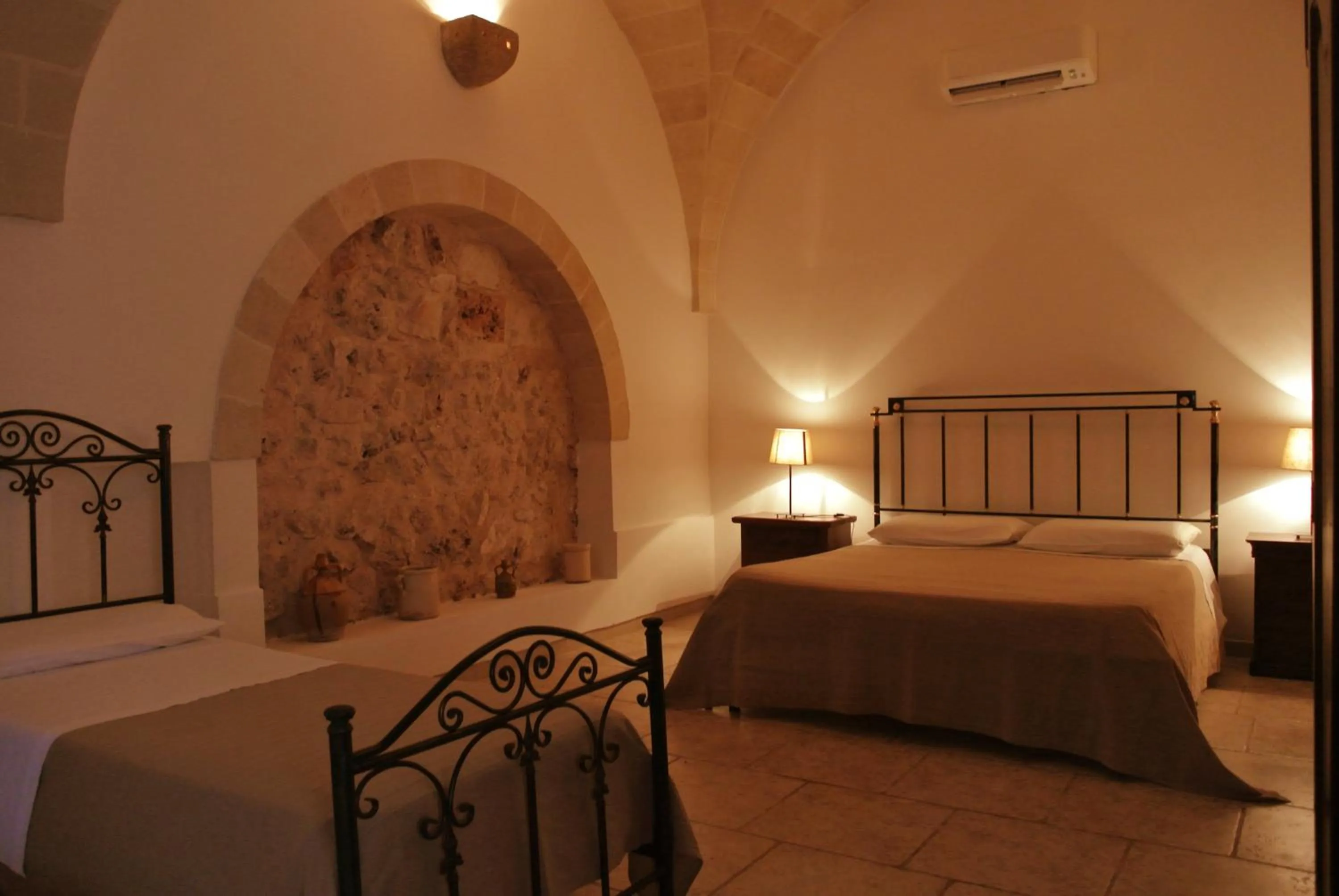 Photo of the whole room, Bed in Masseria Nuova