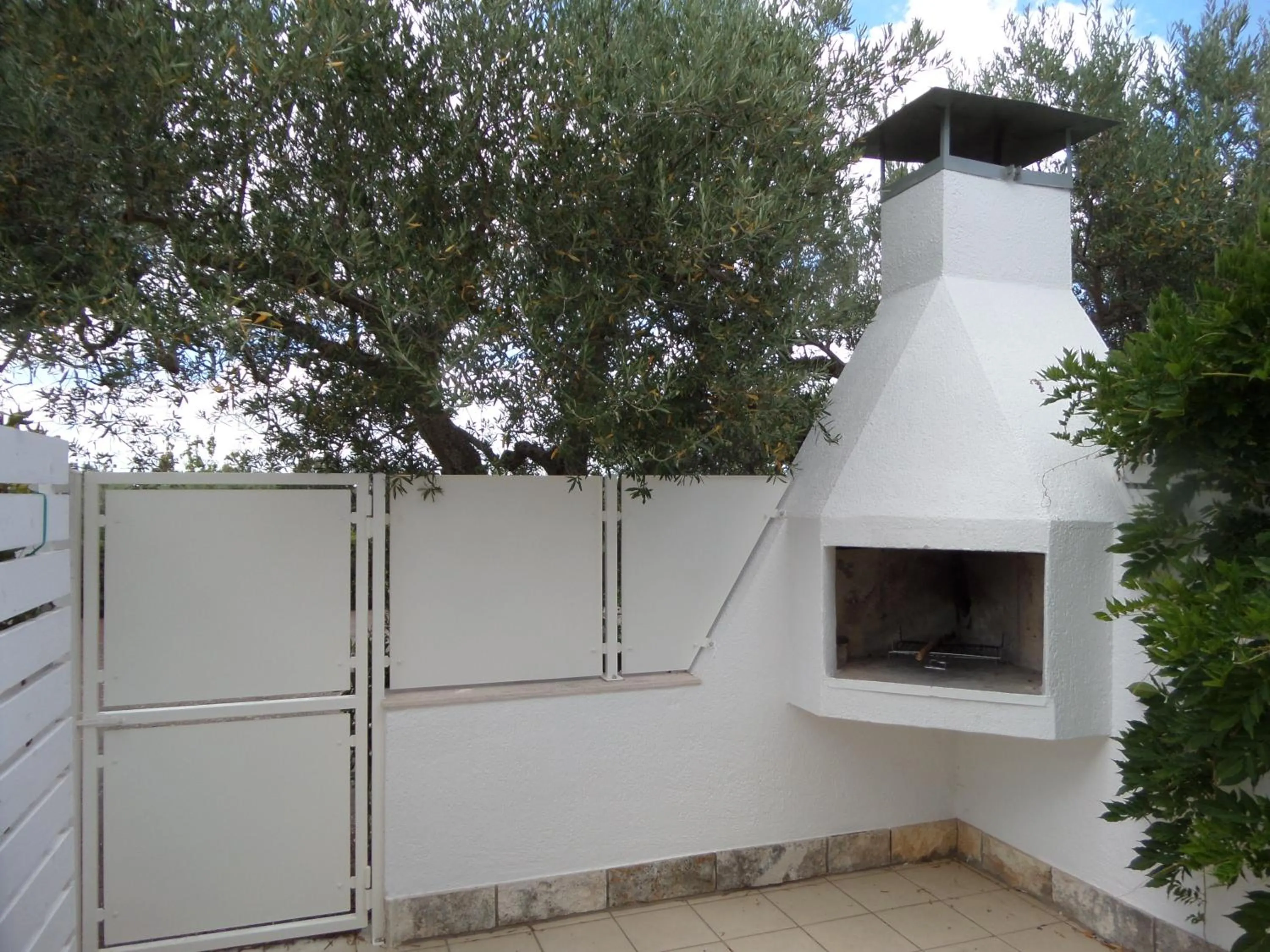 Inner courtyard view in Raggio Di Sole