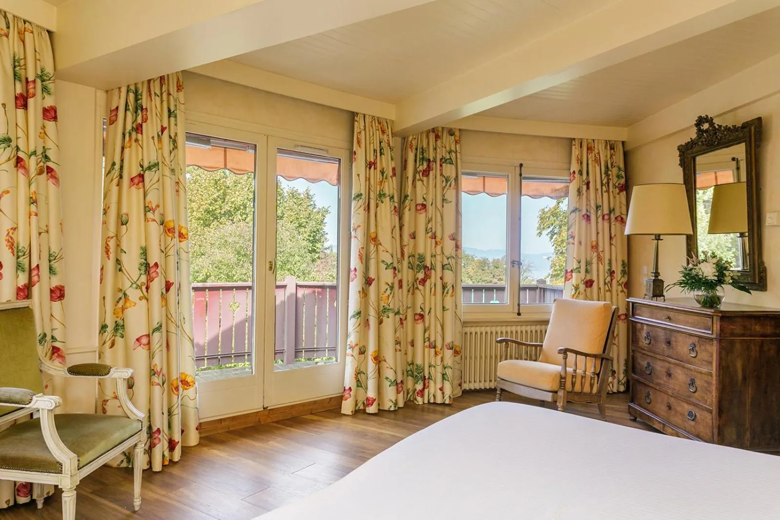 Bedroom, Bed in La Verniaz et ses Chalets