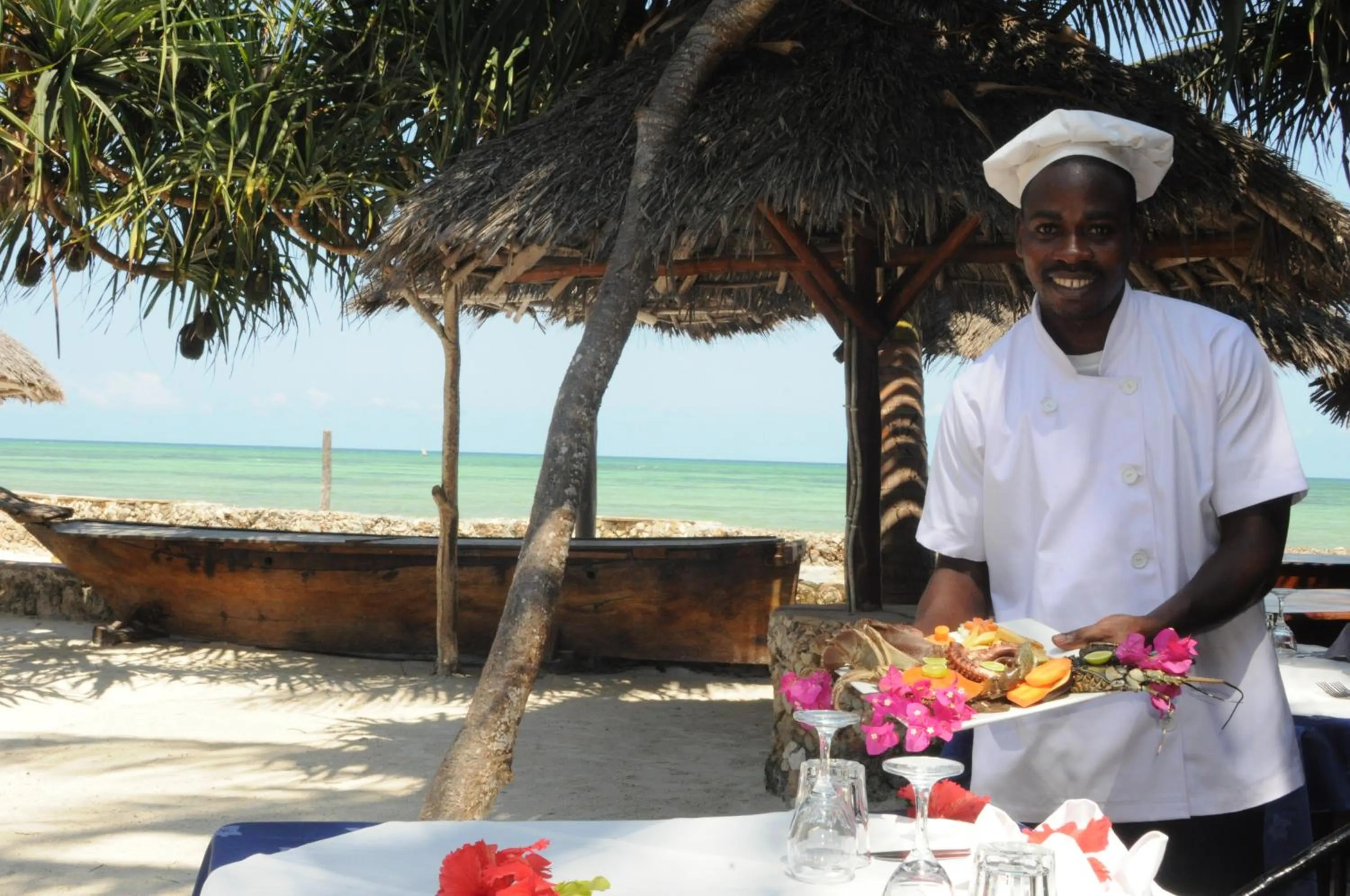 Food in Samaki Lodge & Spa
