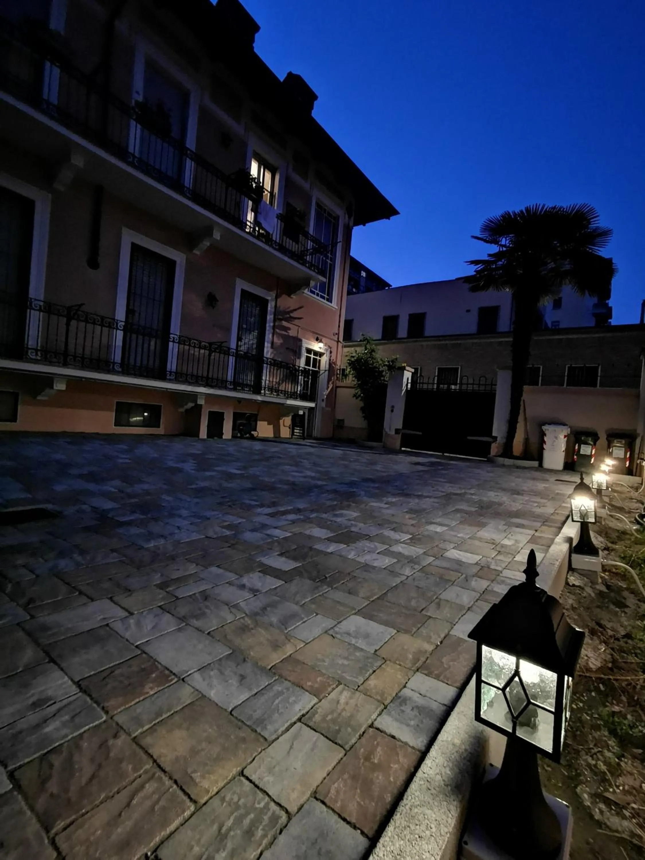 Property building in B&B Ad Quintum Torino