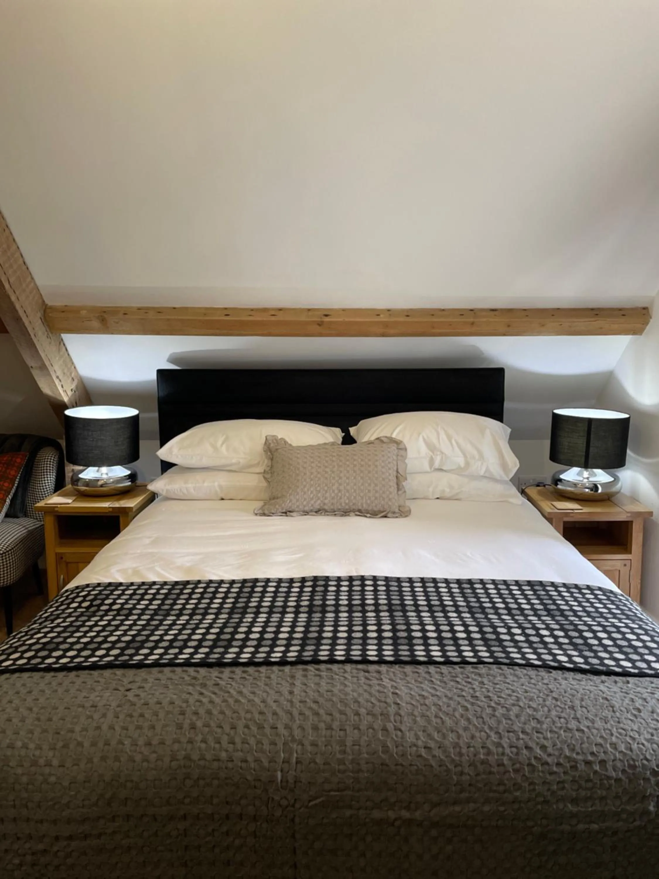Bed in Caemorgan Mansion