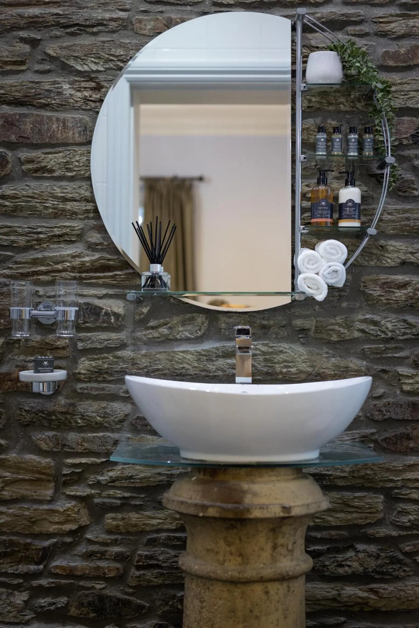 Bathroom in Caemorgan Mansion