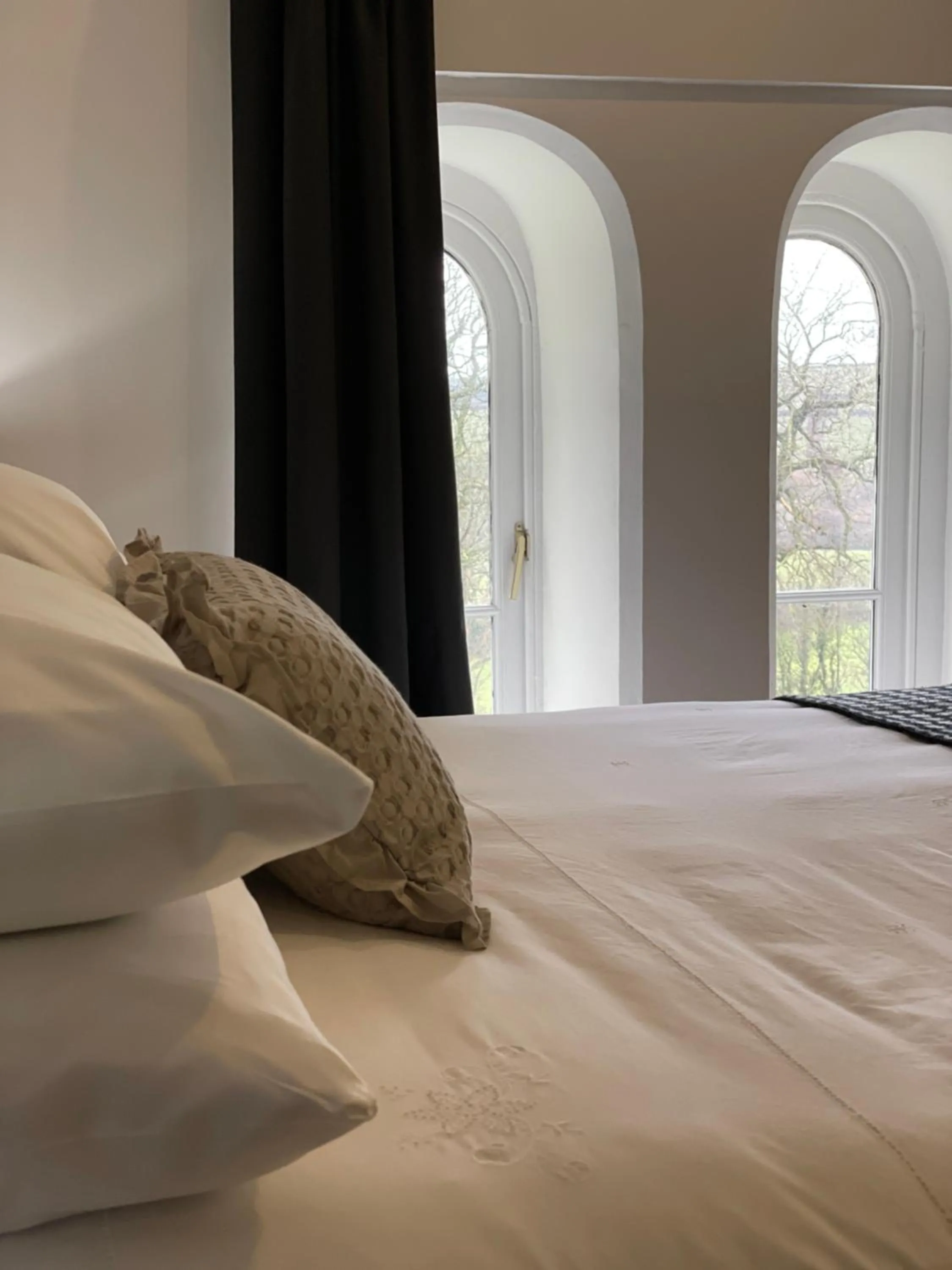 Bed in Caemorgan Mansion