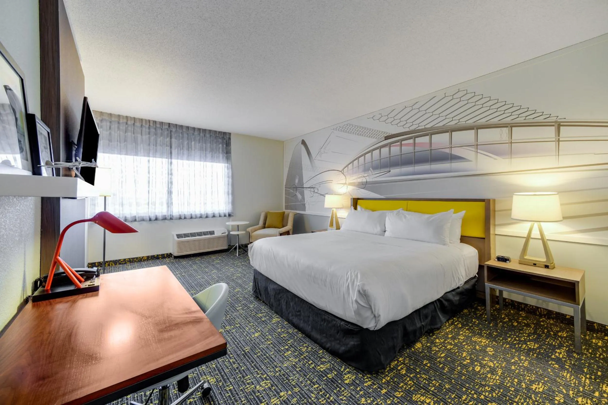 Photo of the whole room, Bed in Saint Louis Airport Hotel