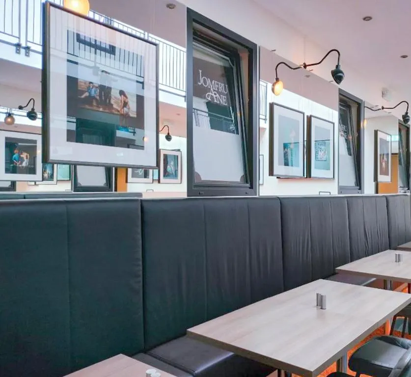 Dining area in Dancenter Hotel Jomfru Ane