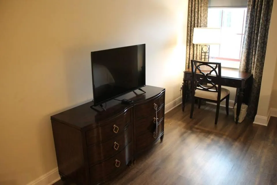 Norwalk Inn & Conference Center