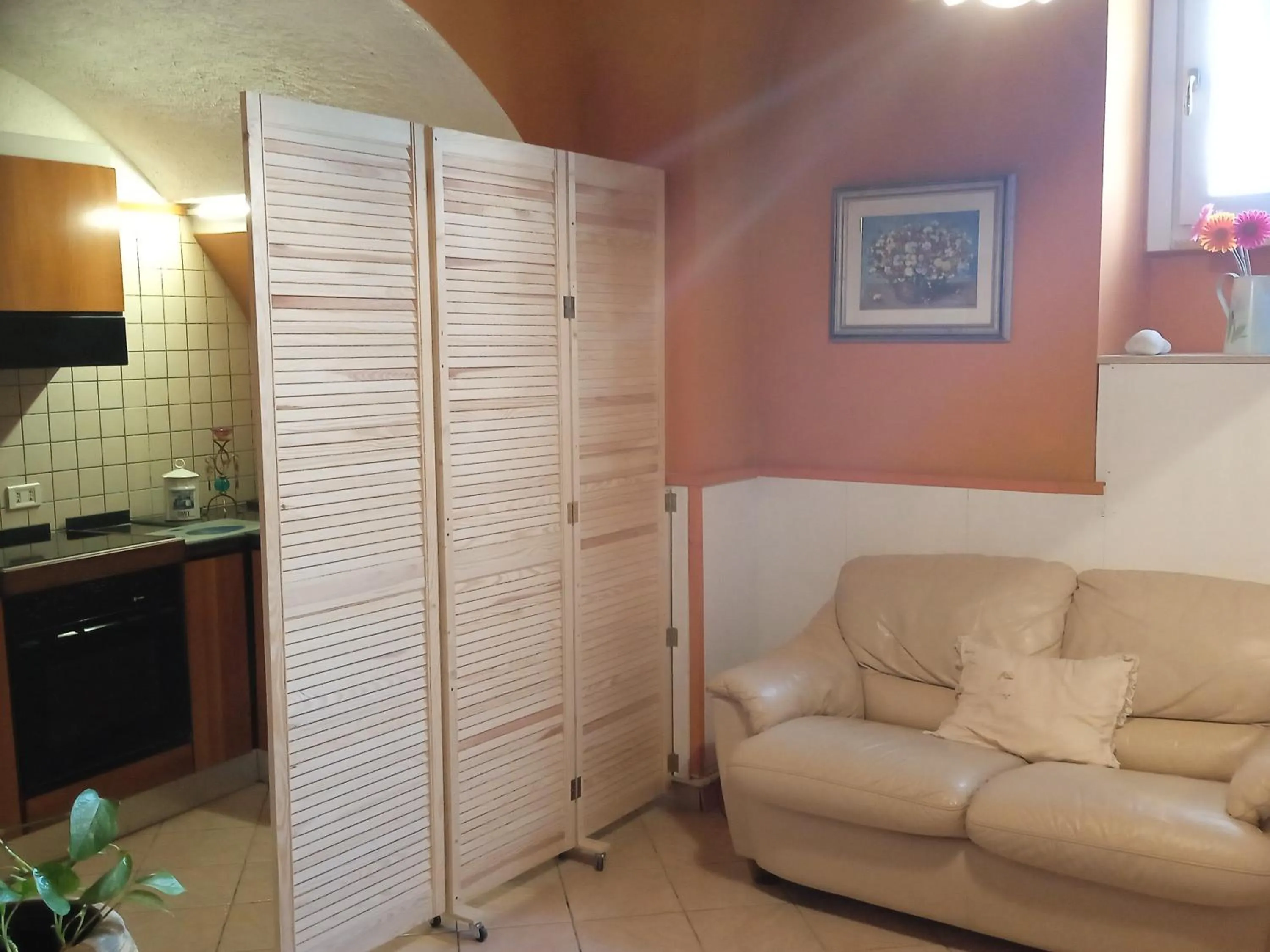 Kitchen or kitchenette in My House Suite