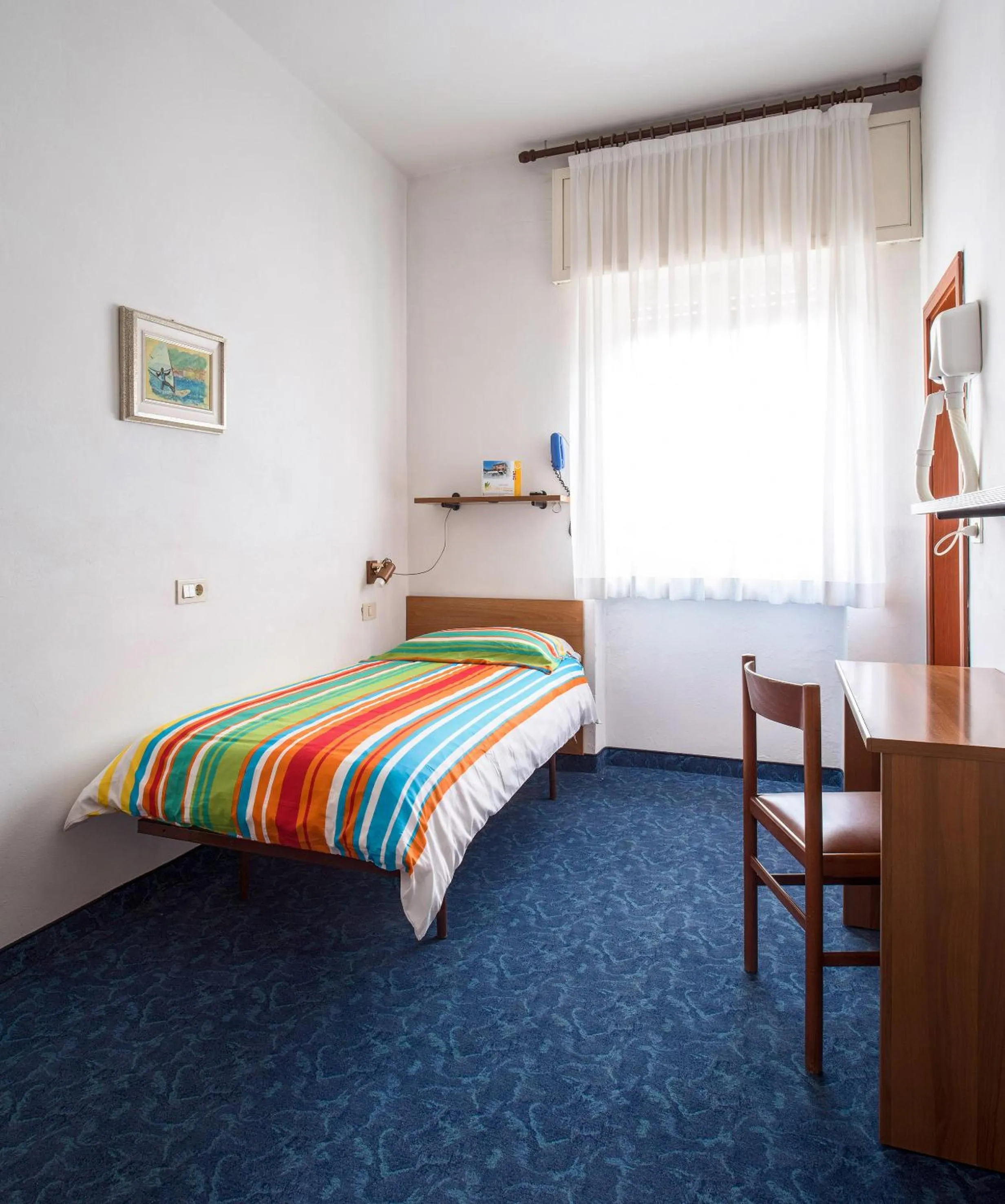 Bed in Albergo Villa Mimosa