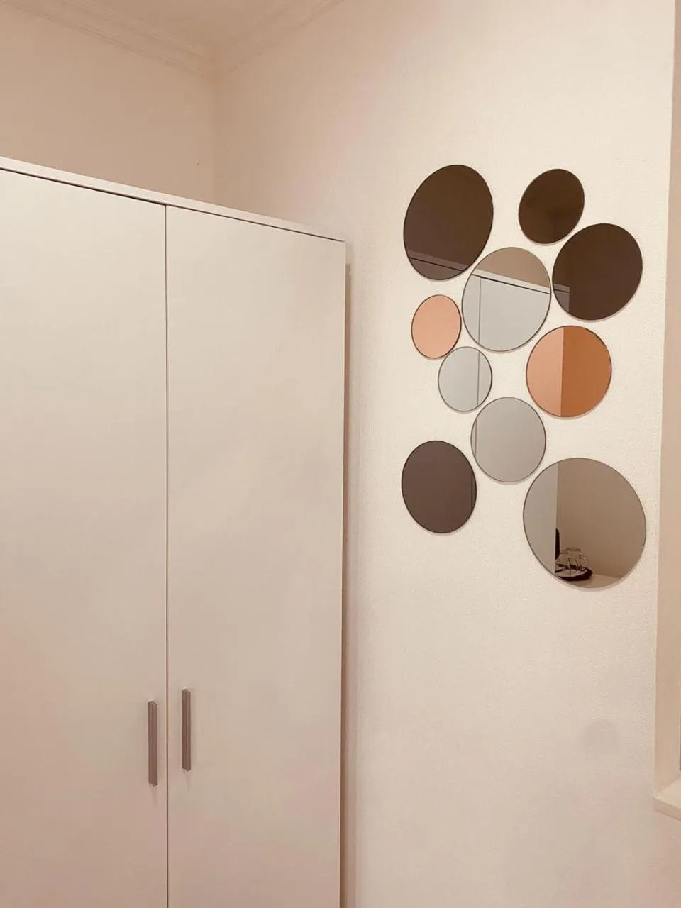 wardrobe in Hotel Tamar Mepe