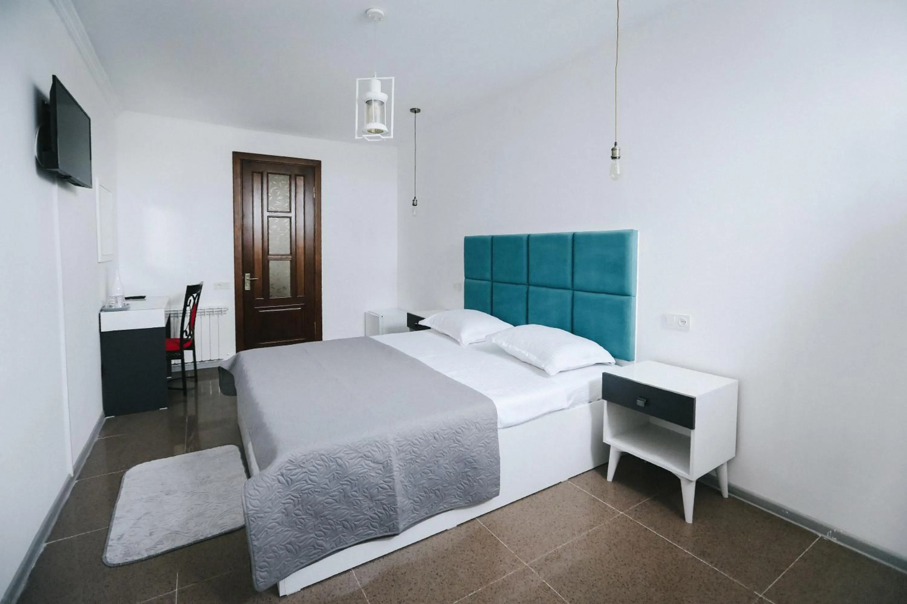 Shower, Bed in Hotel Tamar Mepe